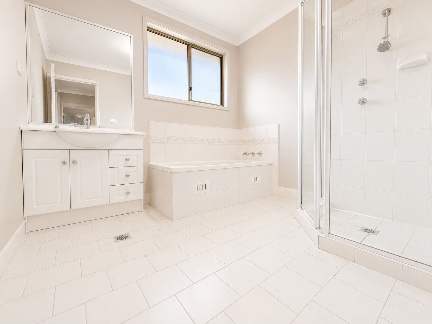 3A Yarra Place, Glenmore Park, NSW