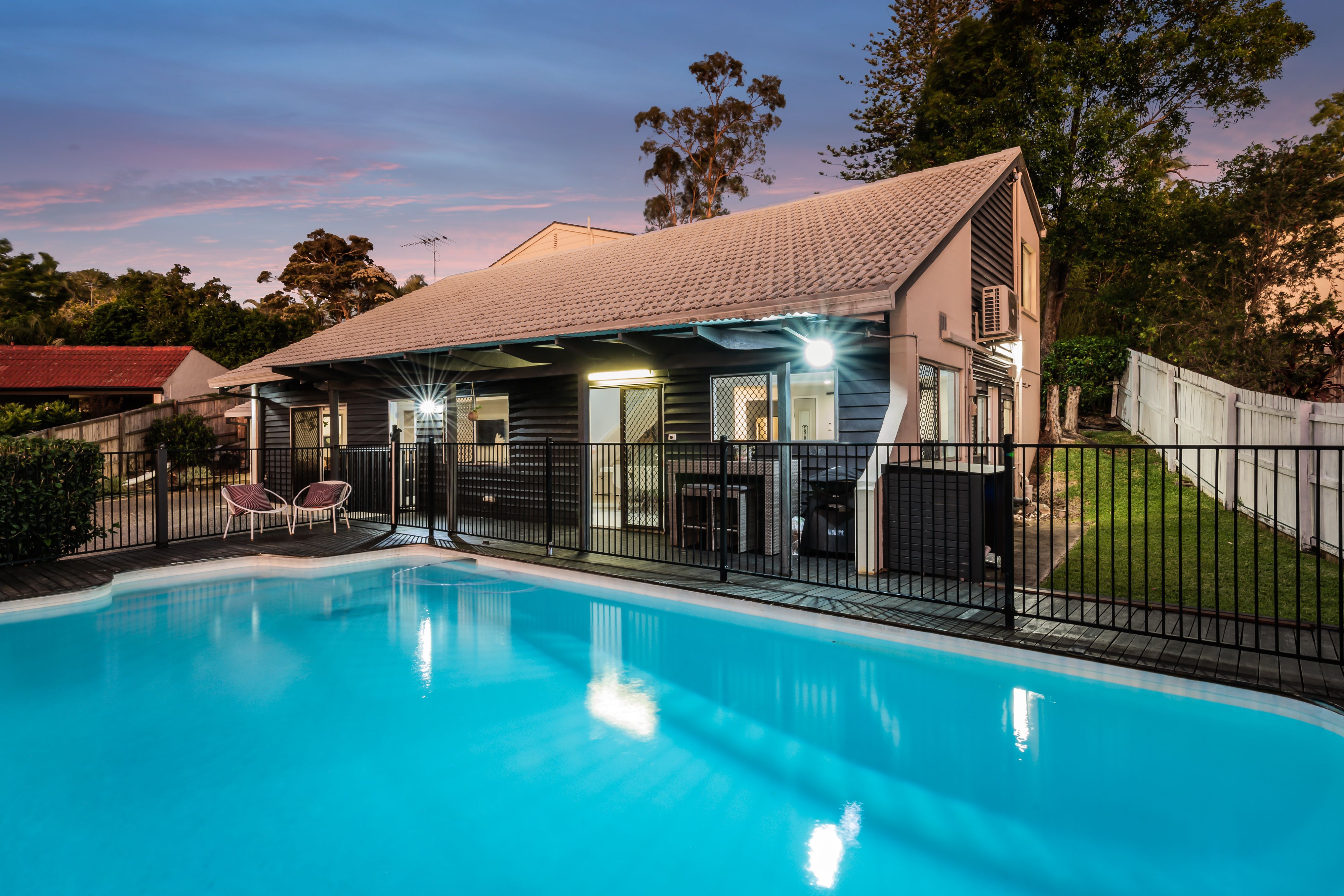 19 Brindabella Street, Chapel Hill QLD 4069