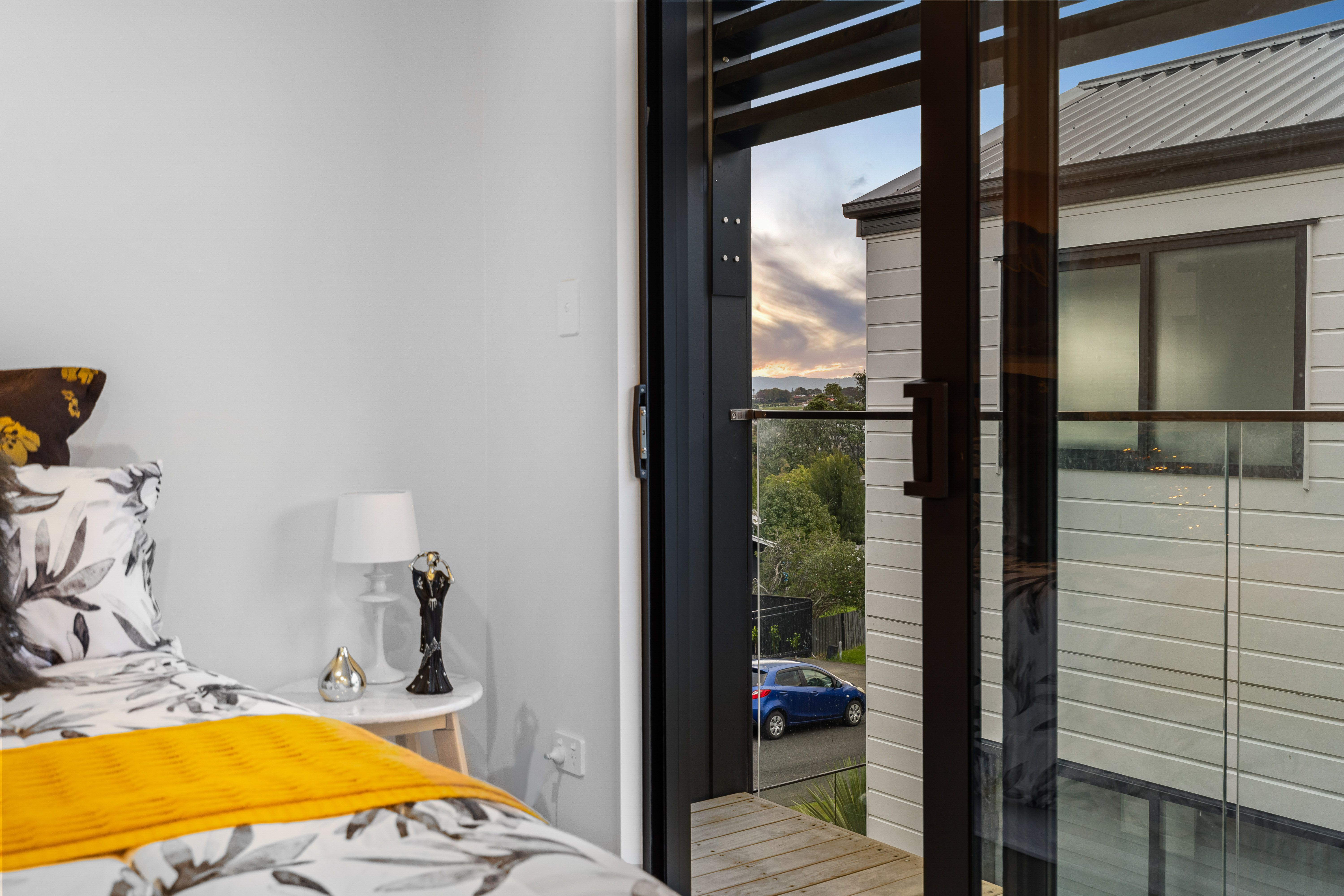 12b Woodhouse Place, West Harbour, Waitakere City