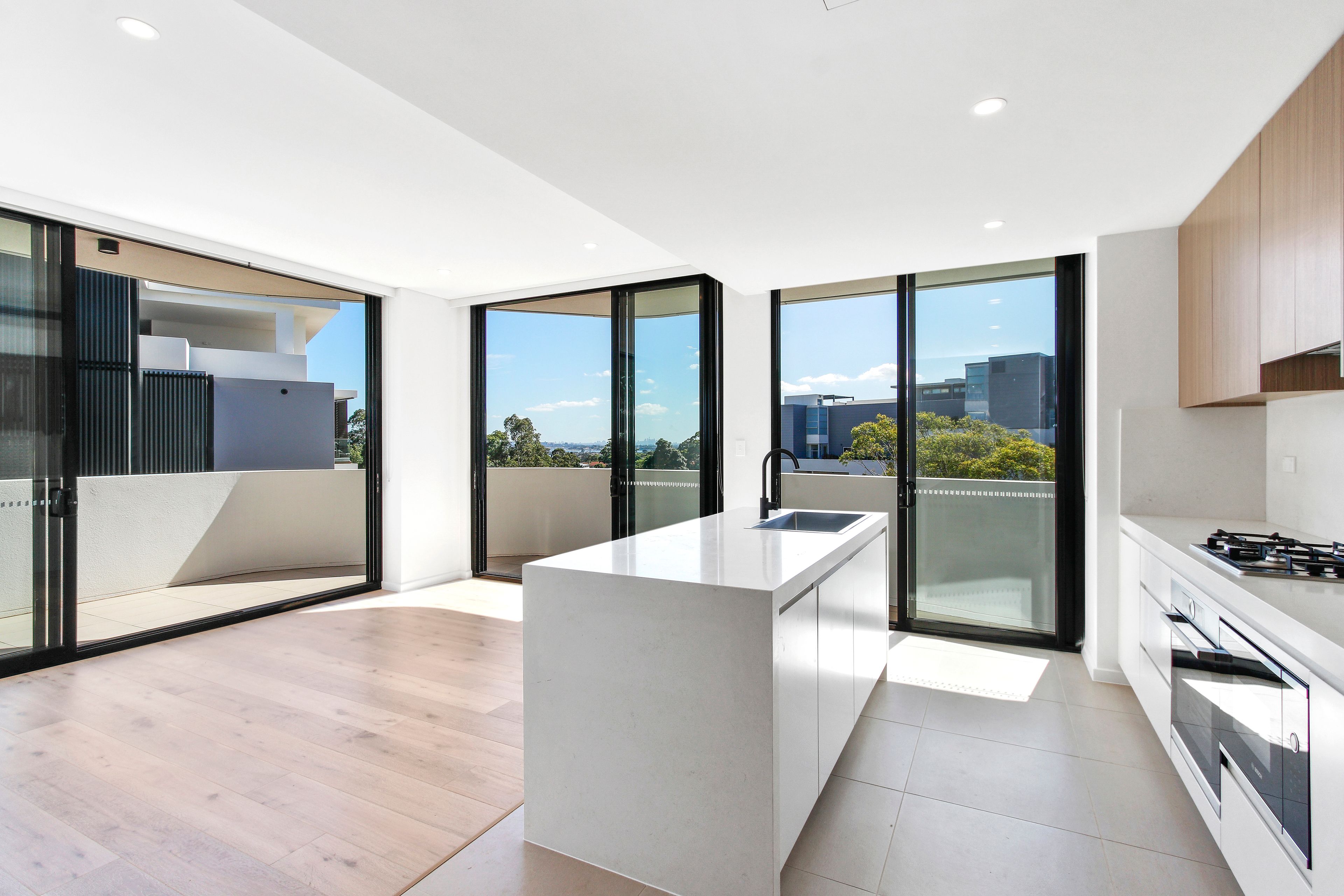 302 5-7 Higherdale Avenue, Miranda, NSW 2228