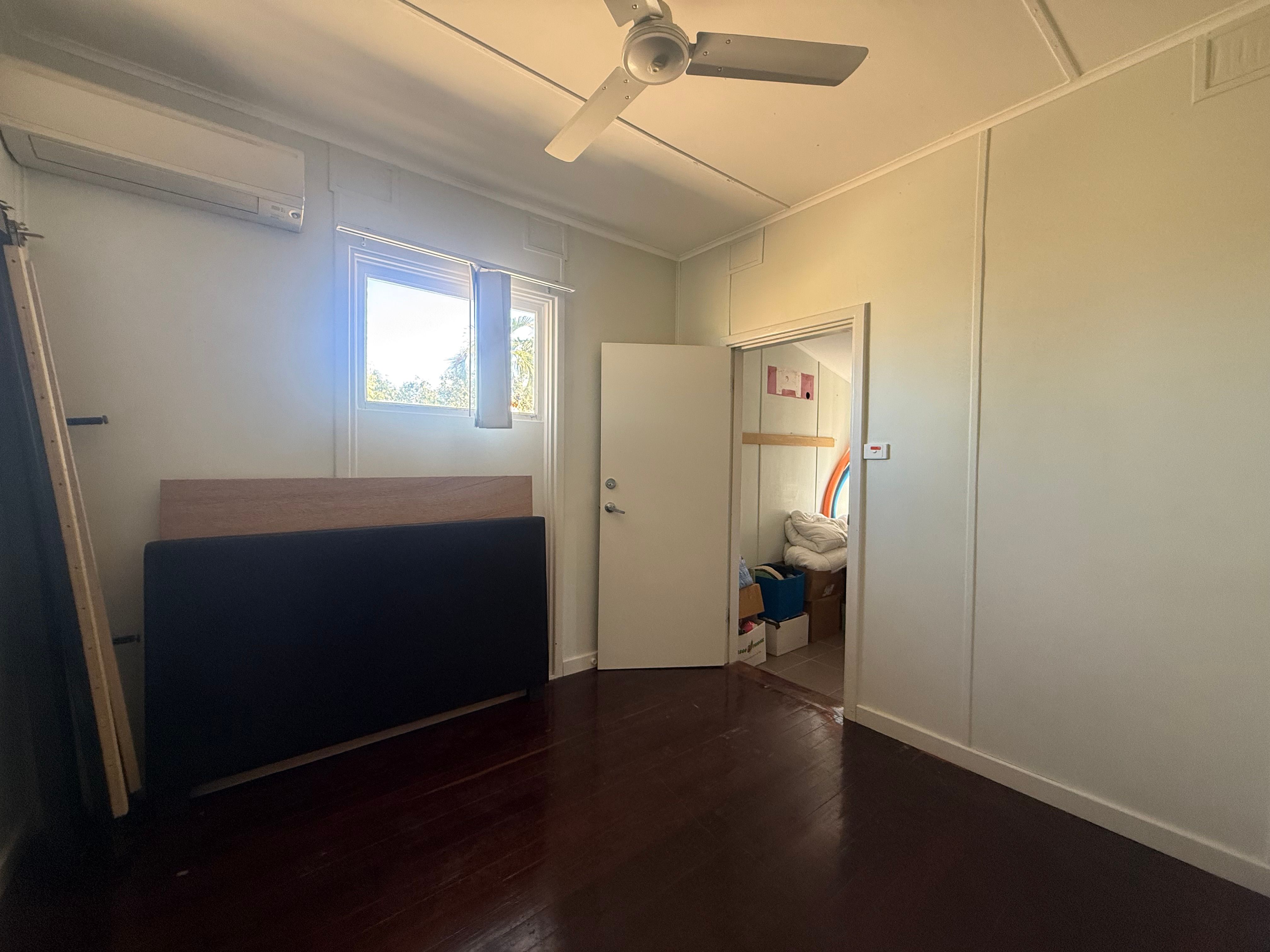 1 Van Emmerik Street — photo 8 of 18