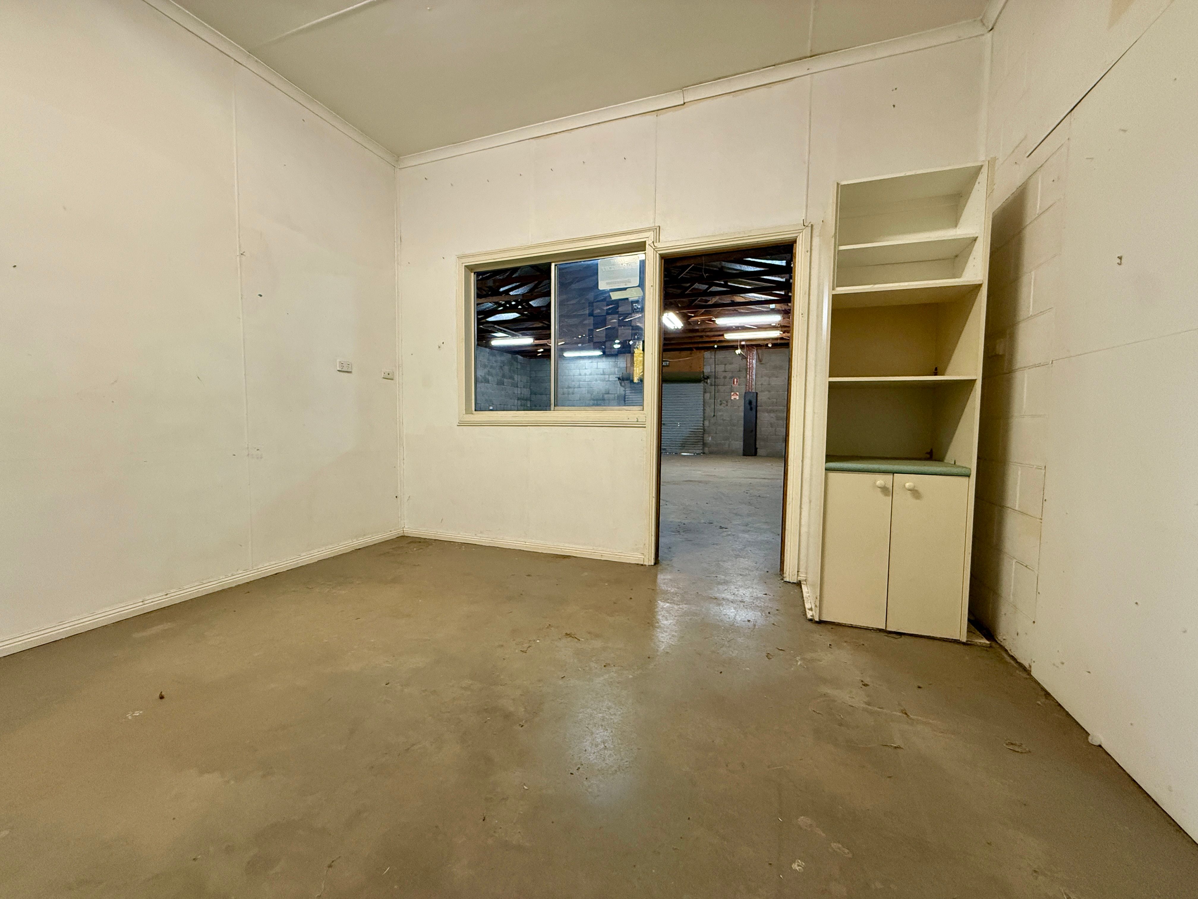 71 Lord Street — photo 4 of 10