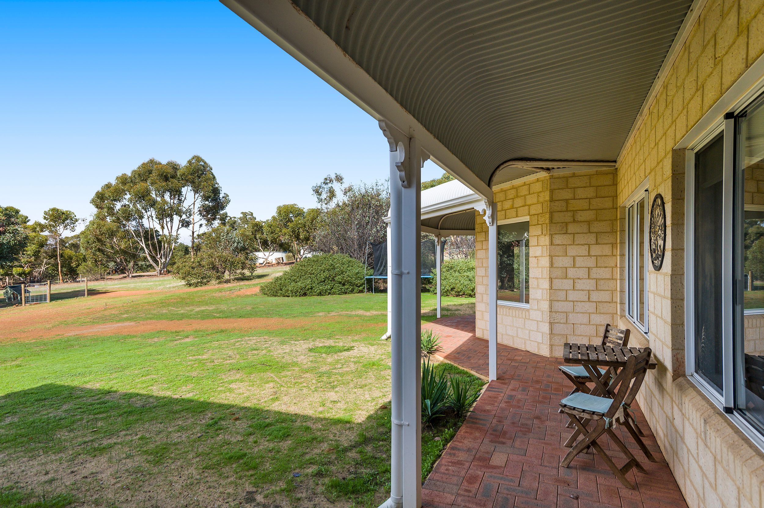 16 Wychwood Close, Bullsbrook, WA 6084 House for Sale Ray White