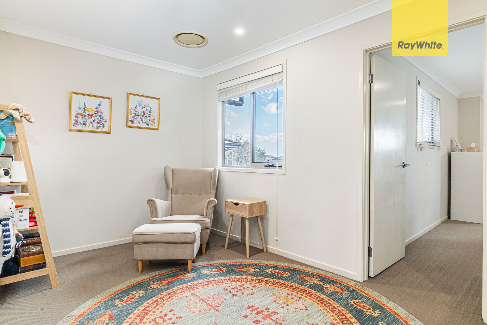 8/8 Hillview Road — photo 6 of 12