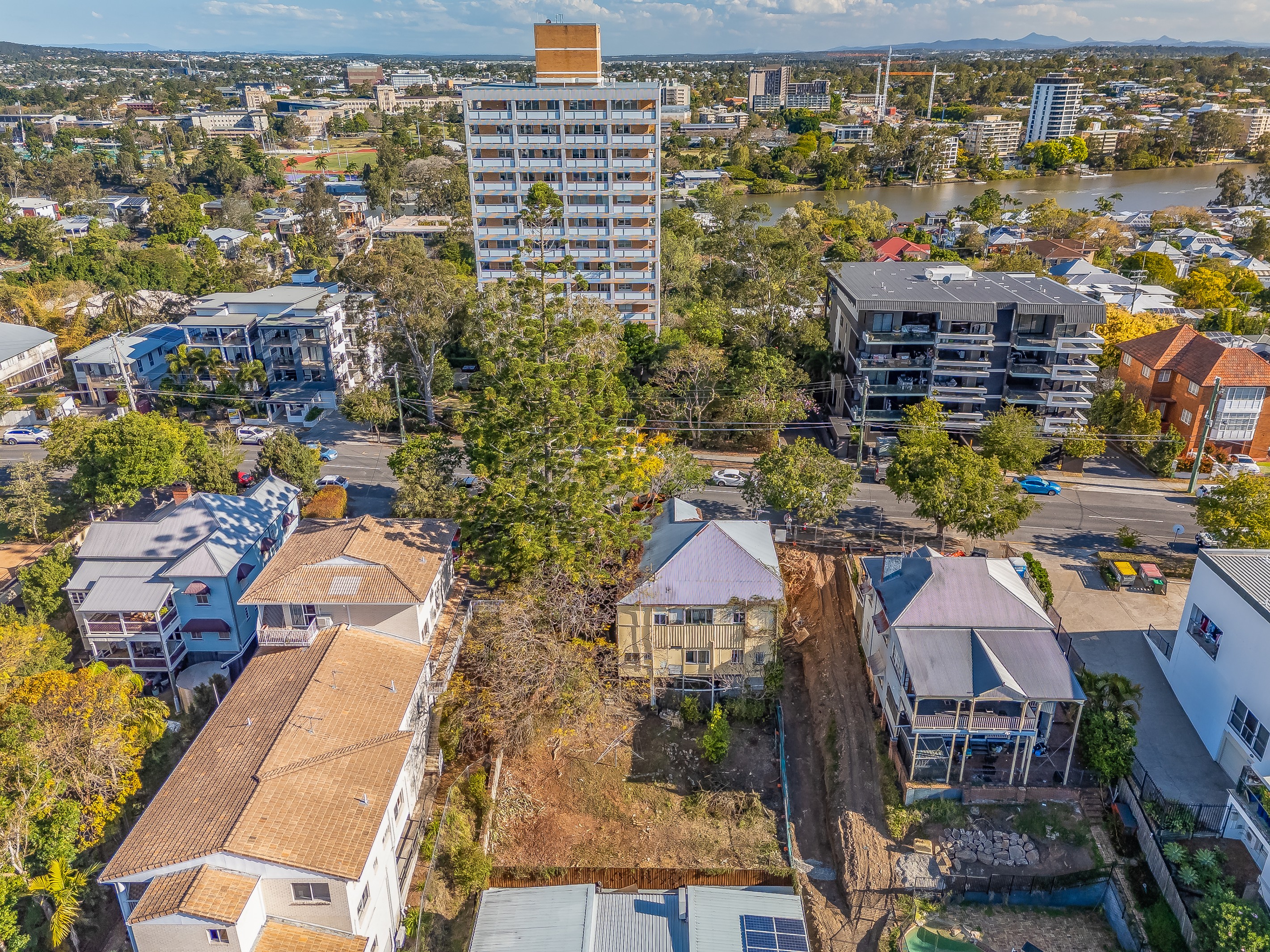 92 Dornoch Terrace, Highgate Hill, QLD 4101