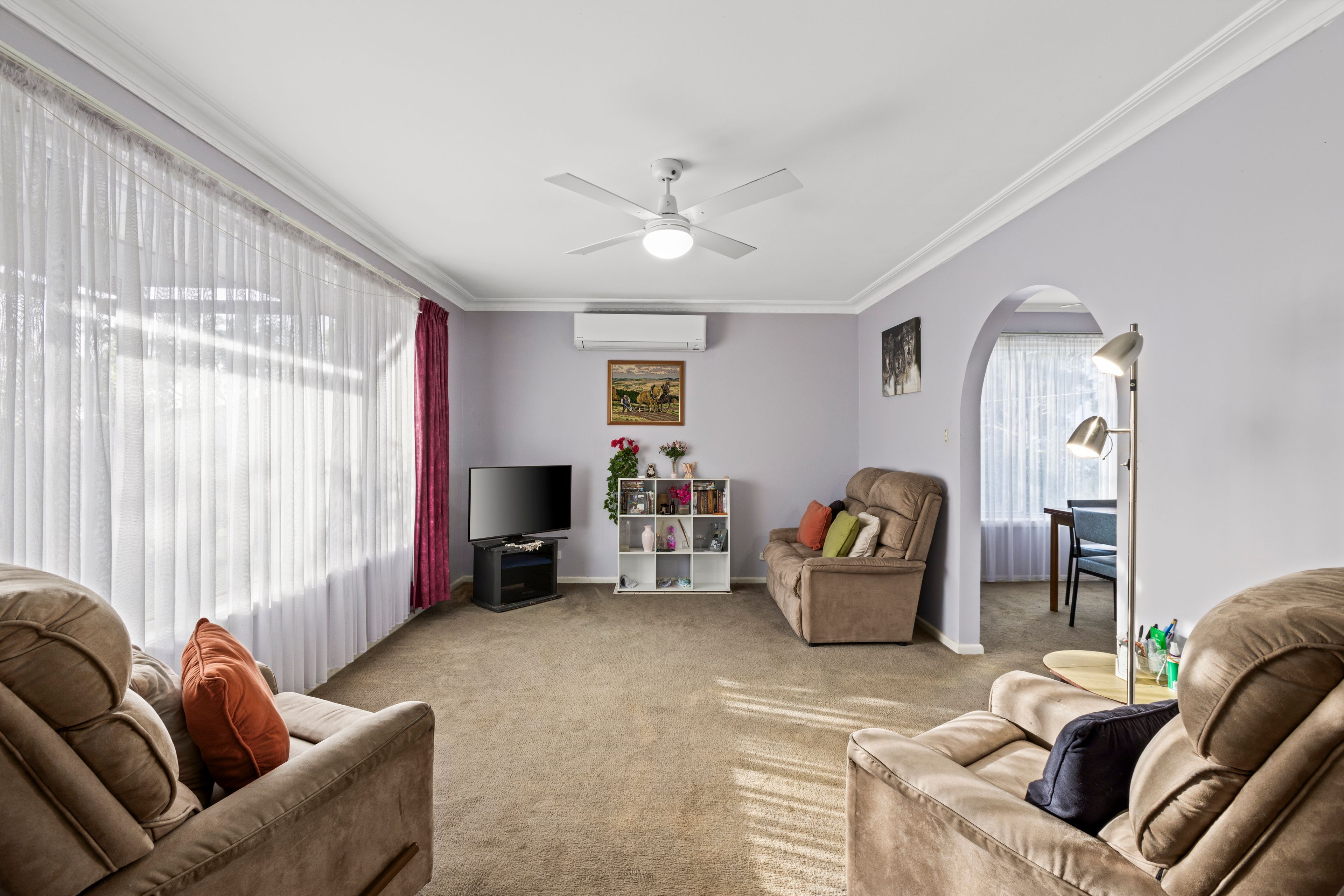 6 Meda Court — photo 4 of 10