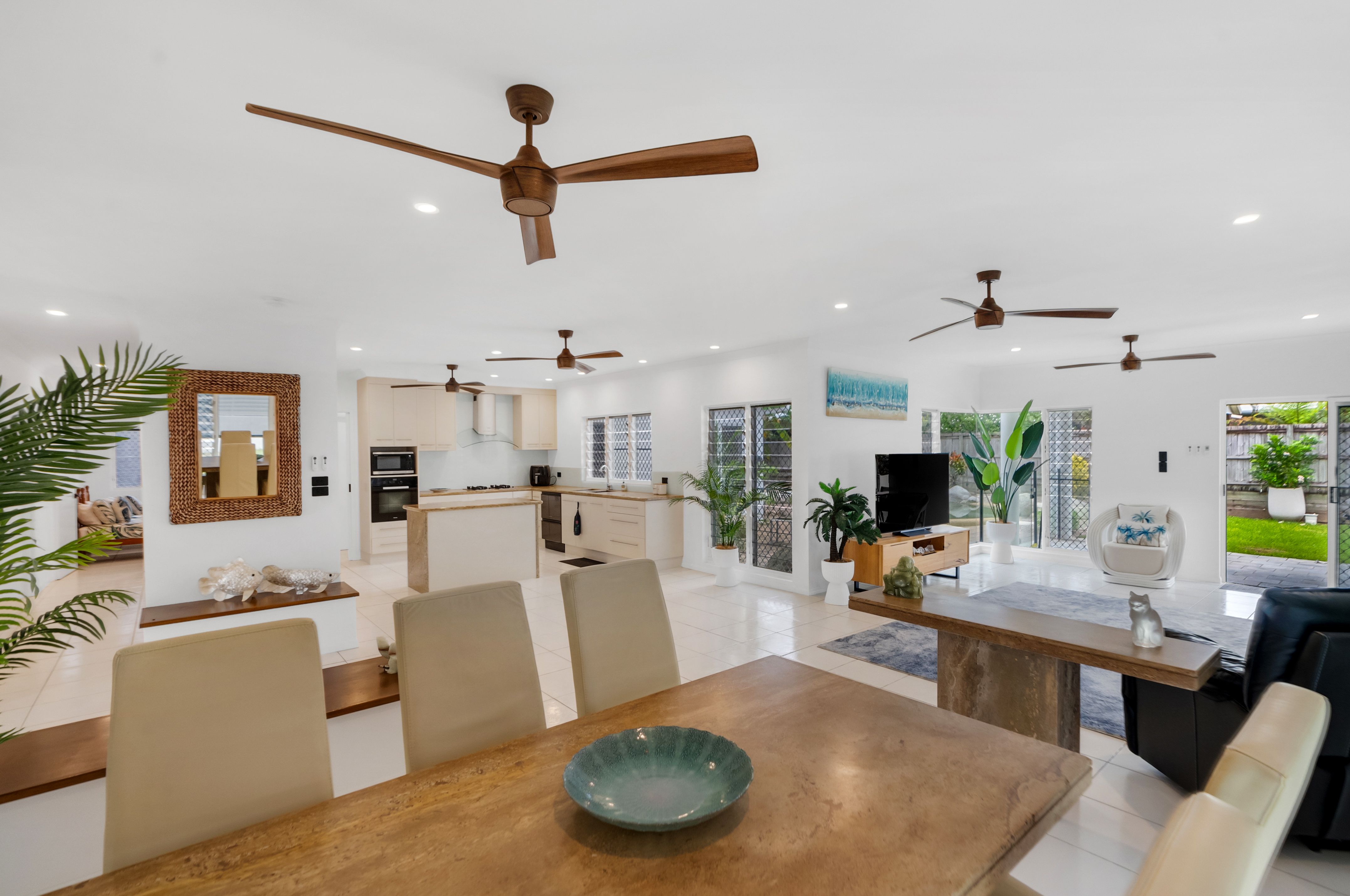 61 Reef Street — photo 11 of 30