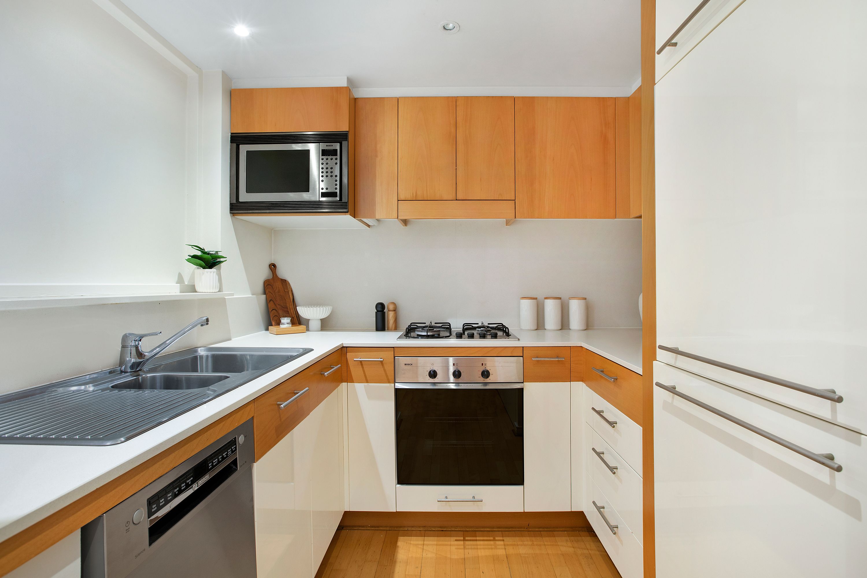 1214/30 Glen Street, Milsons Point, NSW 2061