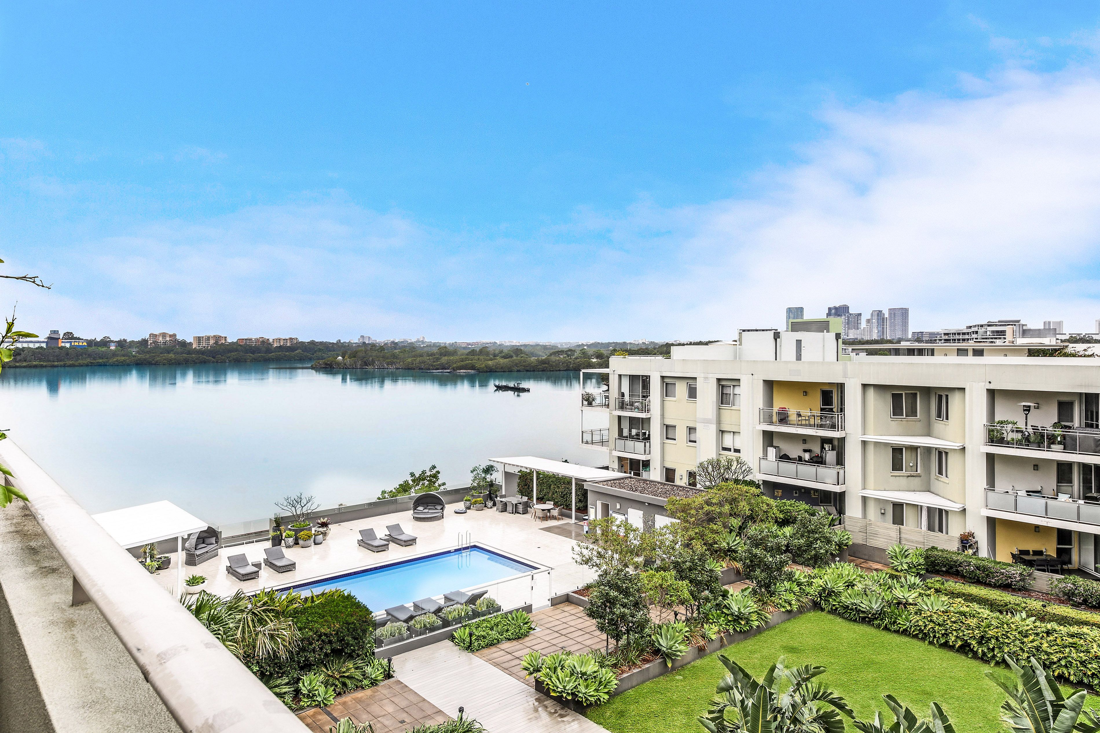 647/30 Baywater Drive, Wentworth Point, NSW 2127