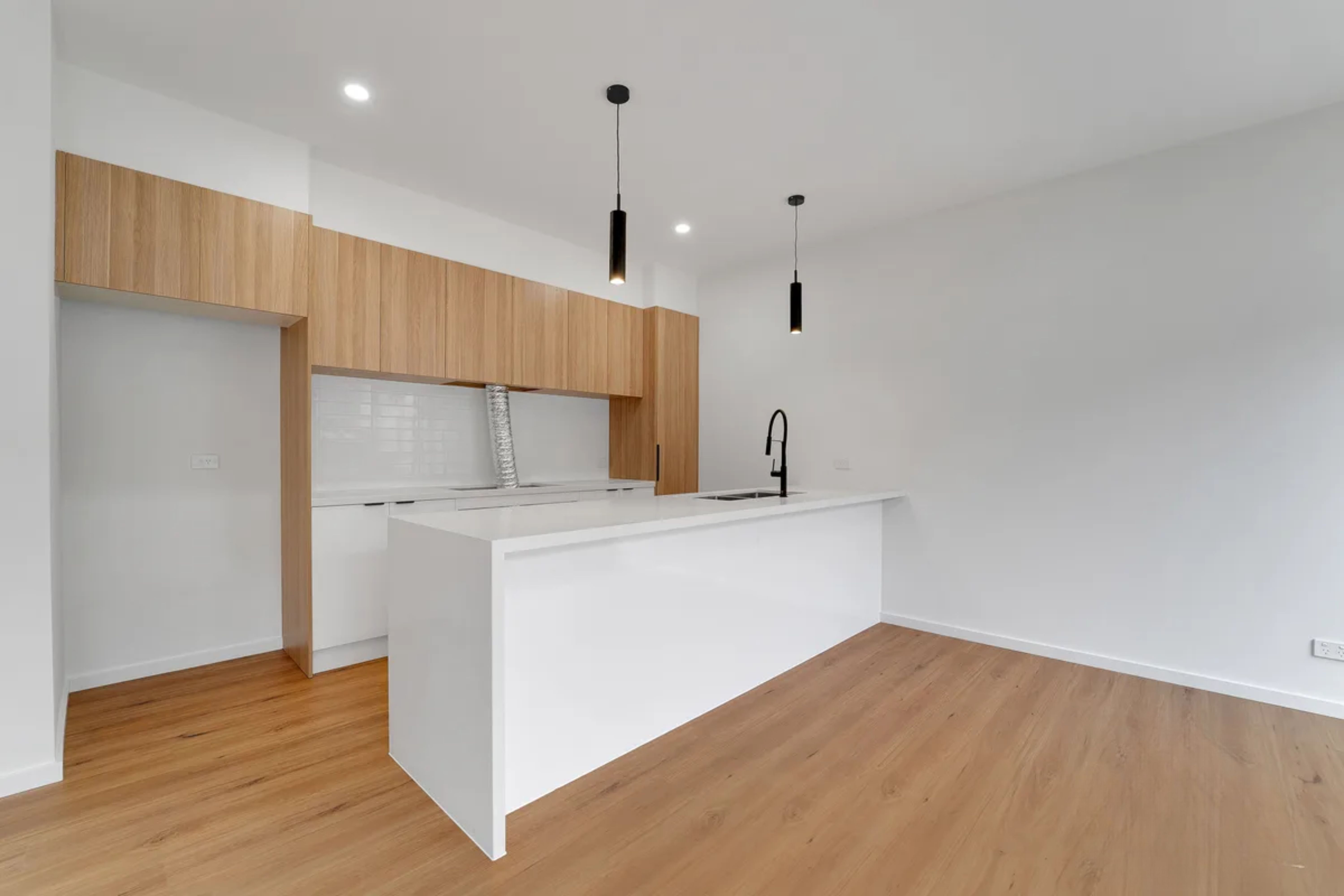 125 Maradona Boulevard — photo 4 of 15