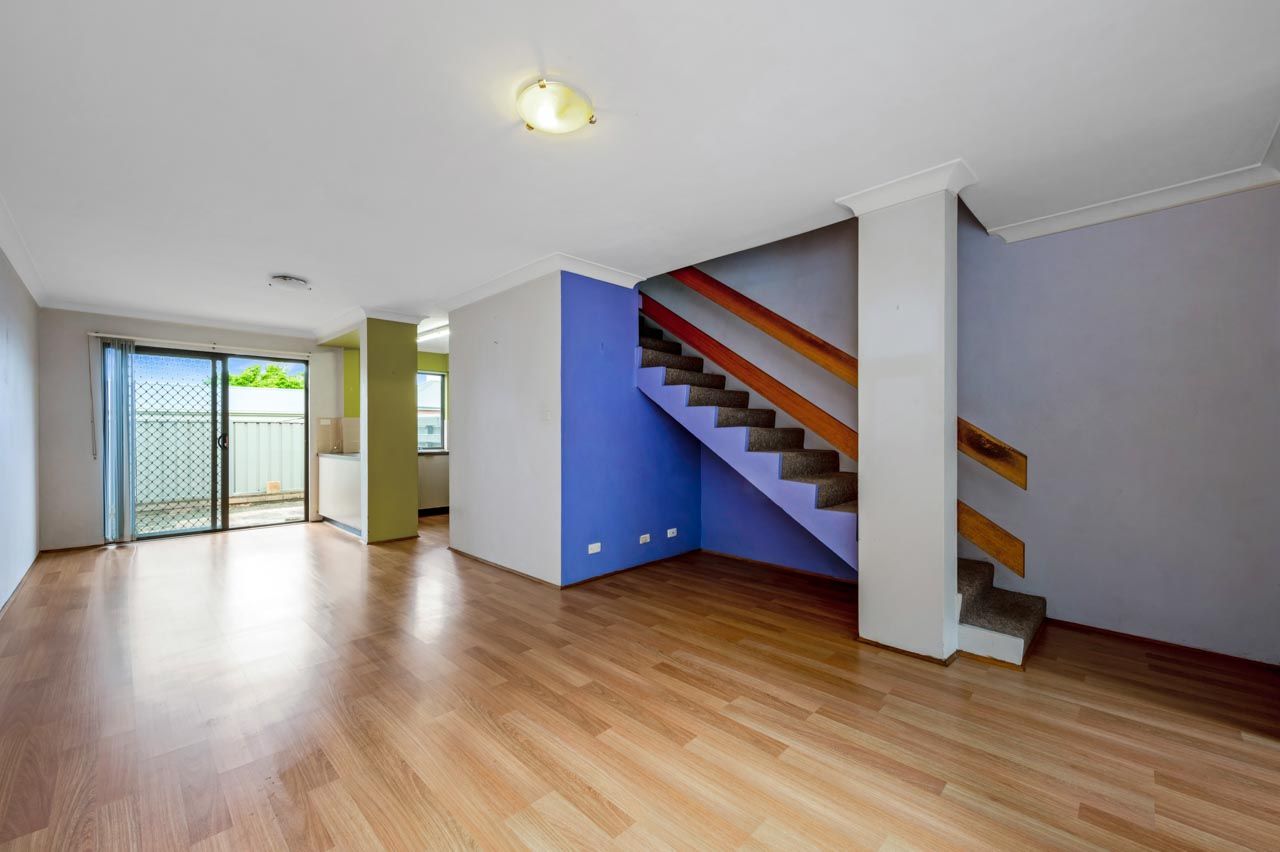 8/96 Station Street, Waratah, NSW 2298