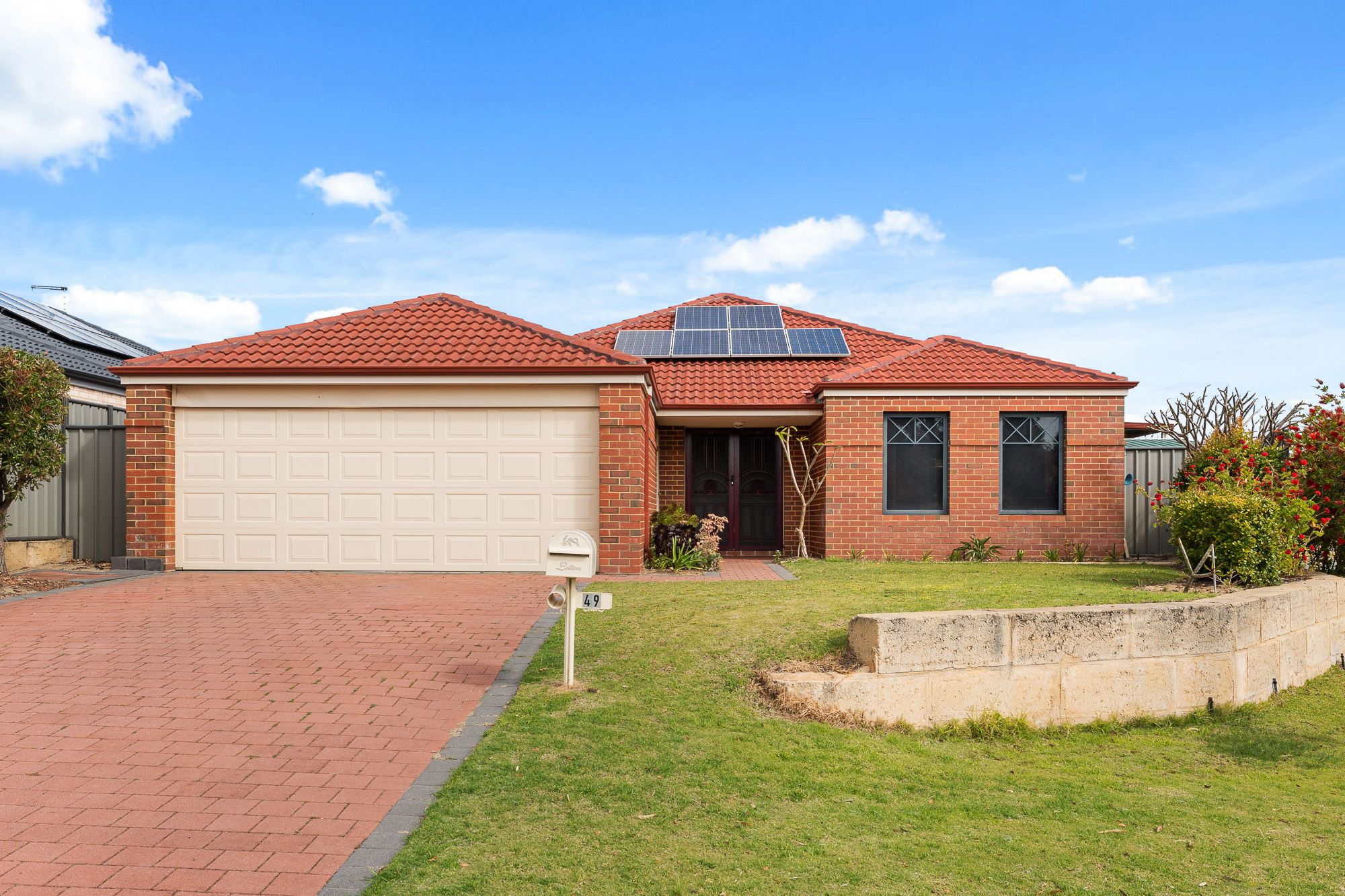 49 Tamworth Boulevard — photo from Ray White The Ialacci Group