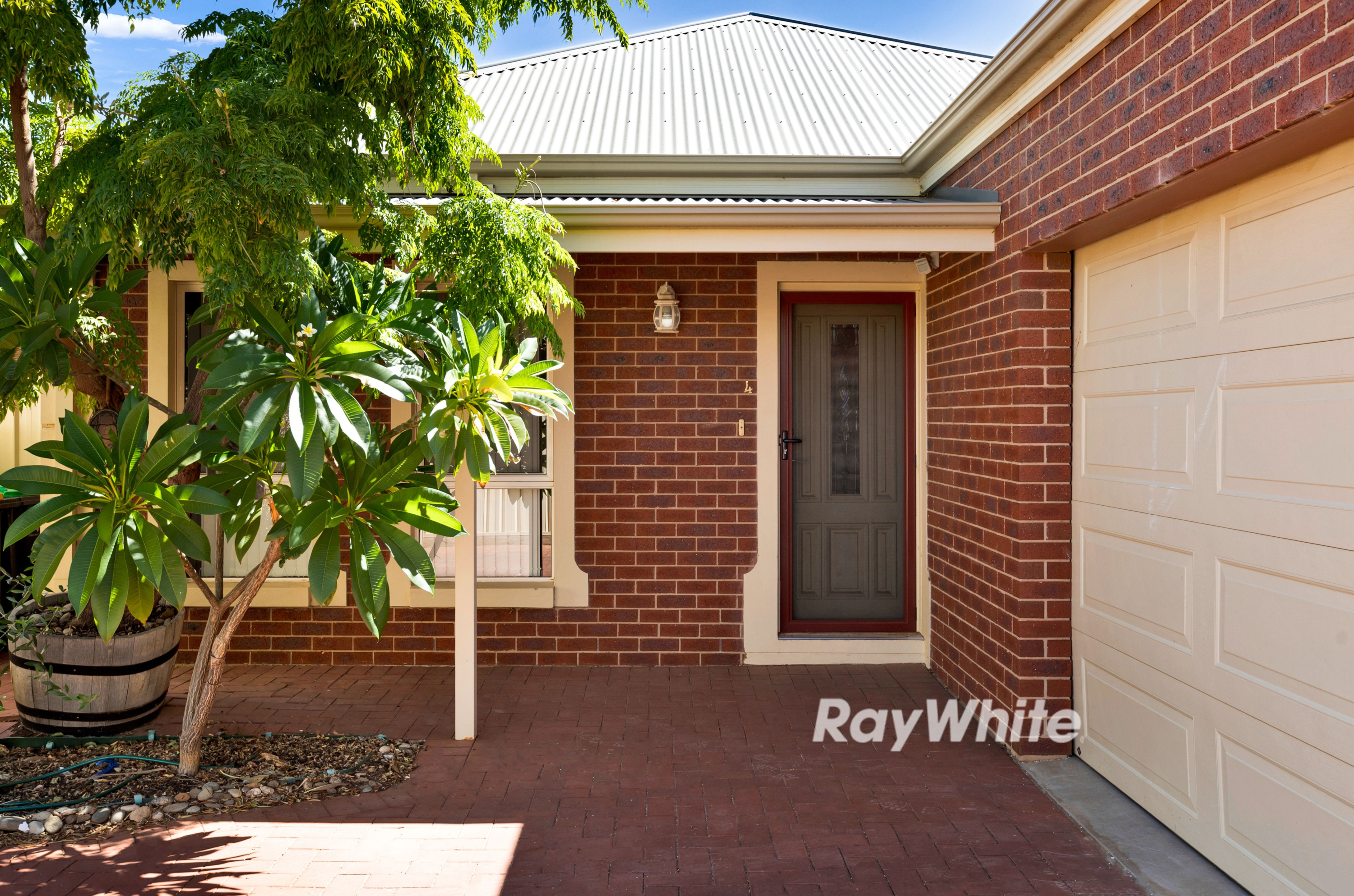 4/529 Walnut Avenue — photo from Ray White Mildura