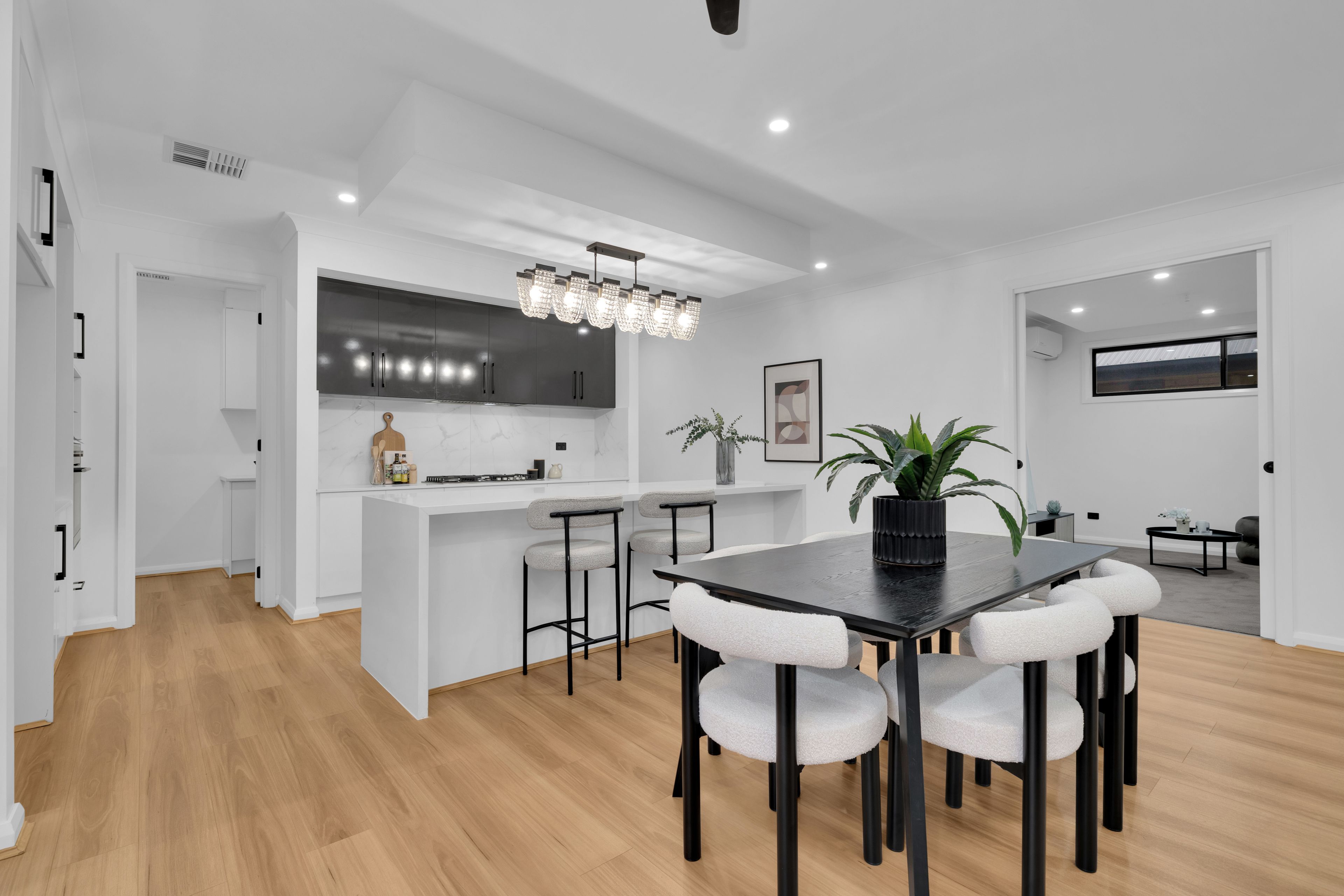 11 Gold Street — photo 8 of 30