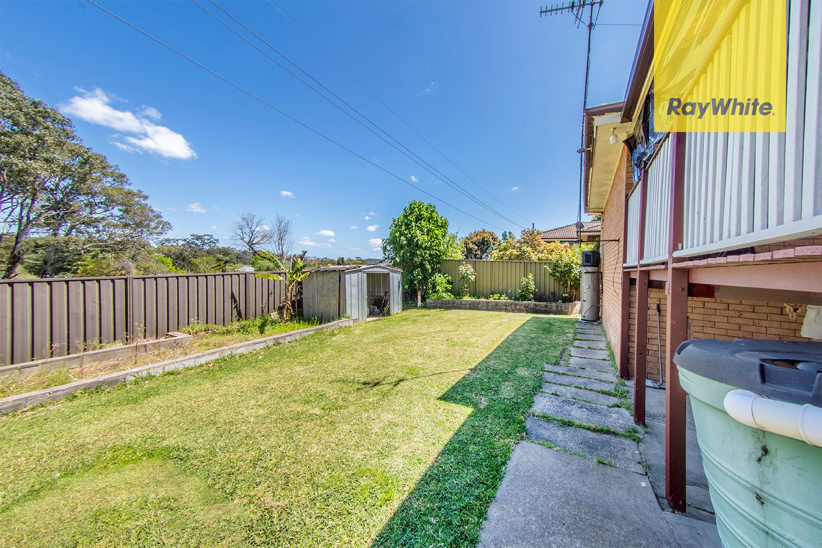 65 Wyangala Crescent — photo 6 of 16