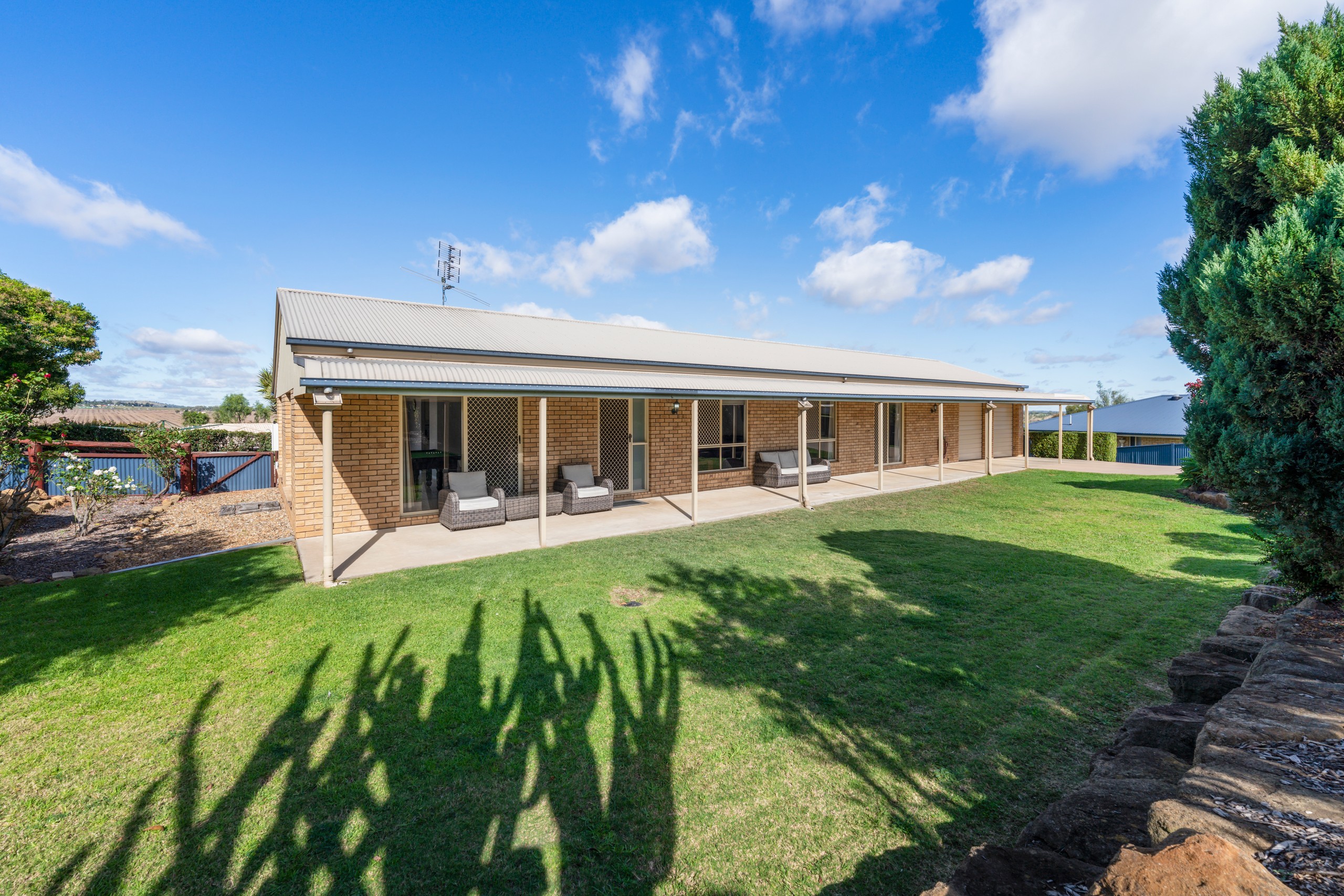 2 Willow View Court, Kingsthorpe, QLD 4400