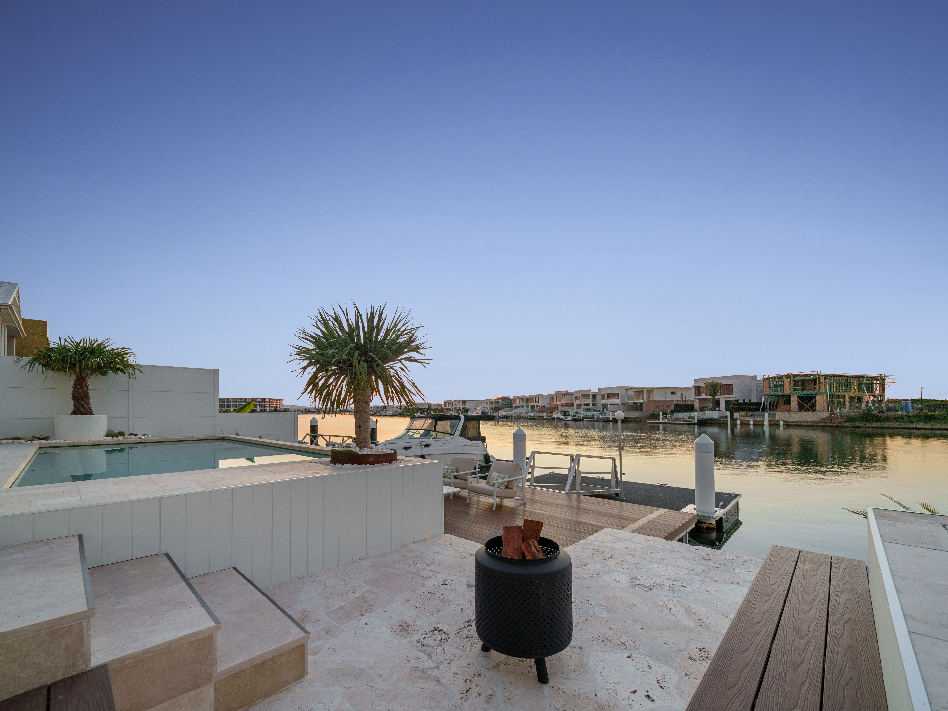 81 Quay Circuit — photo 12 of 29