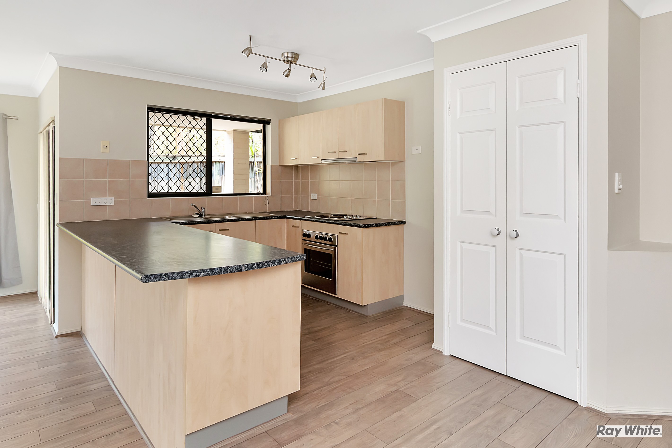 19 Anatini Place, Forest Lake, QLD 4078