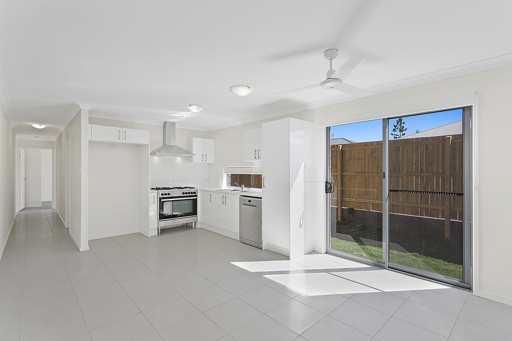 2/3 Orchard Lane, Glenvale, QLD 4350