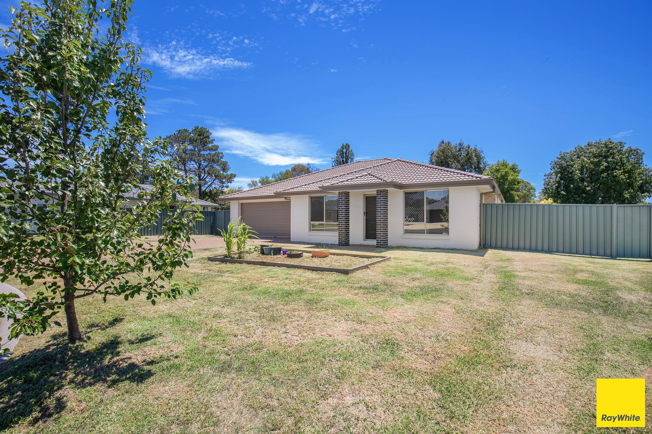 23 Lara Avenue, Armidale, NSW 2350