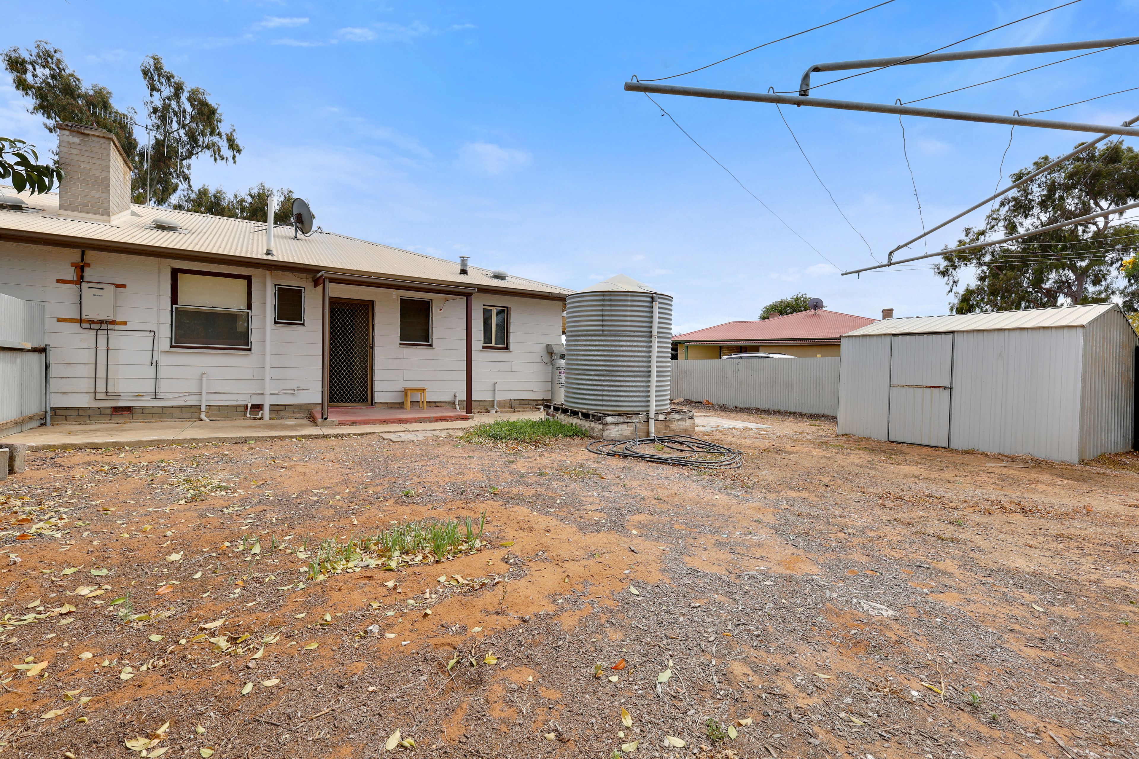 13 Acacia Crescent — photo 7 of 8