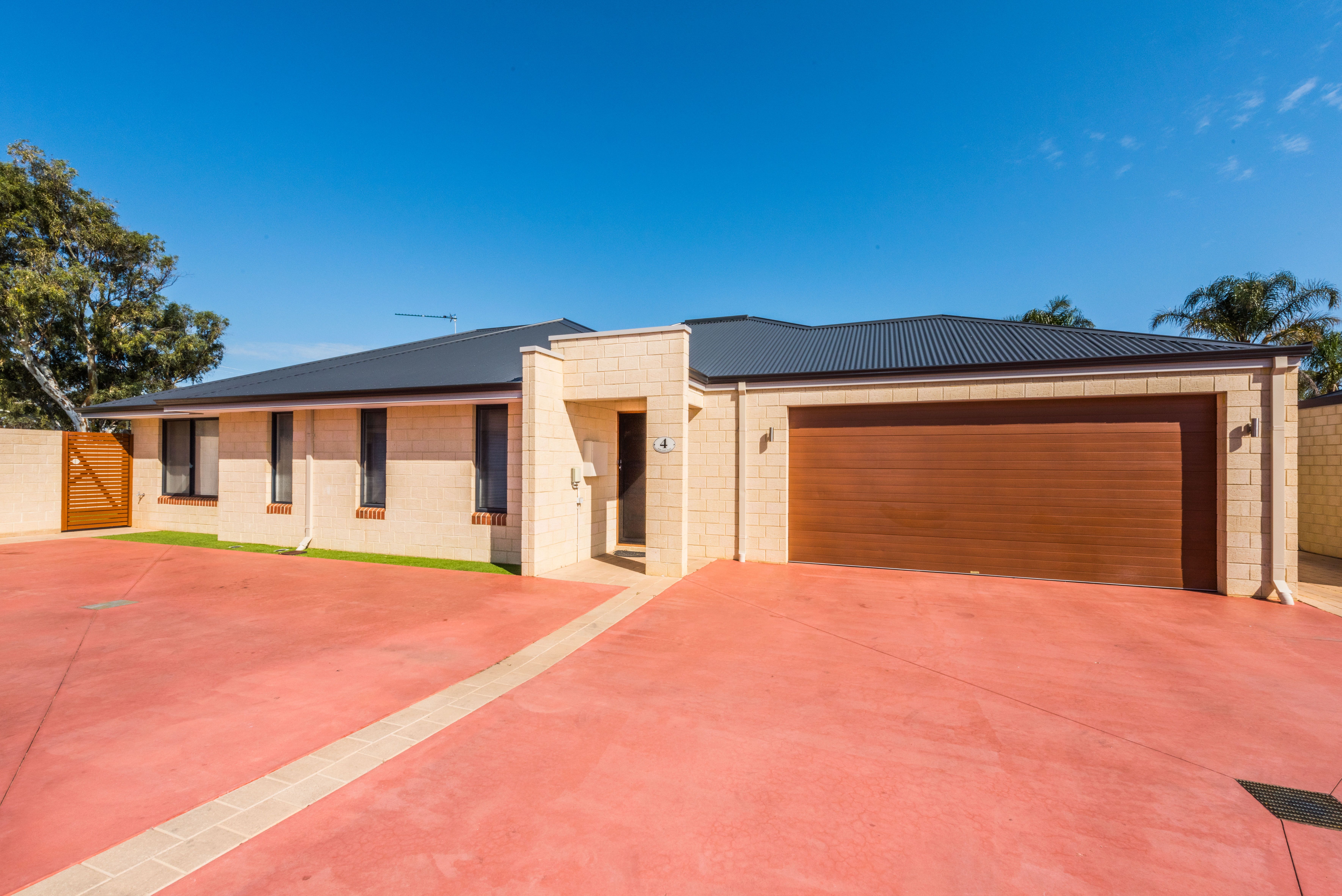 4/454 Chapman Road, Bluff Point, WA 6530