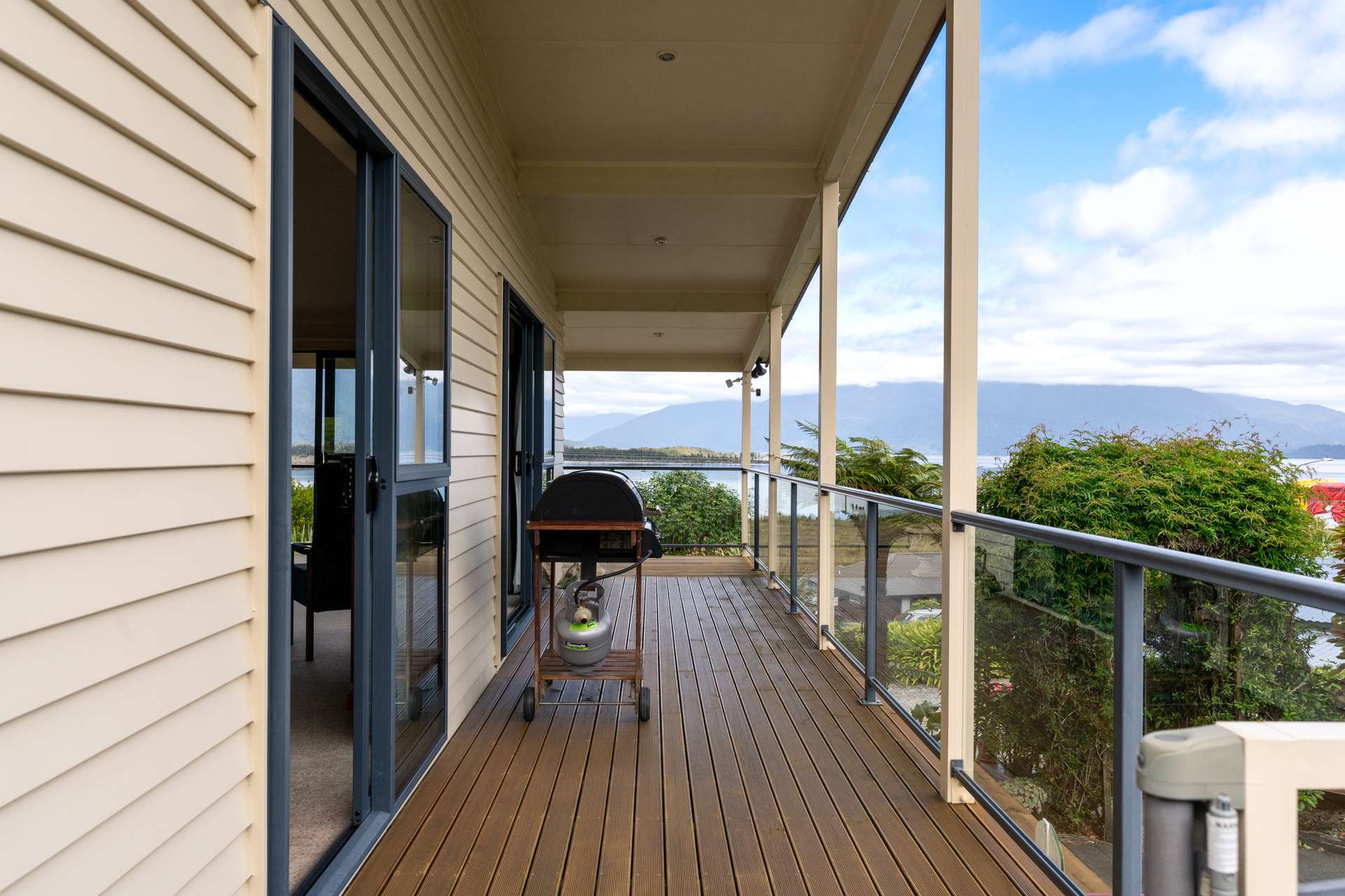 27 Lake Brunner Road photo 29
