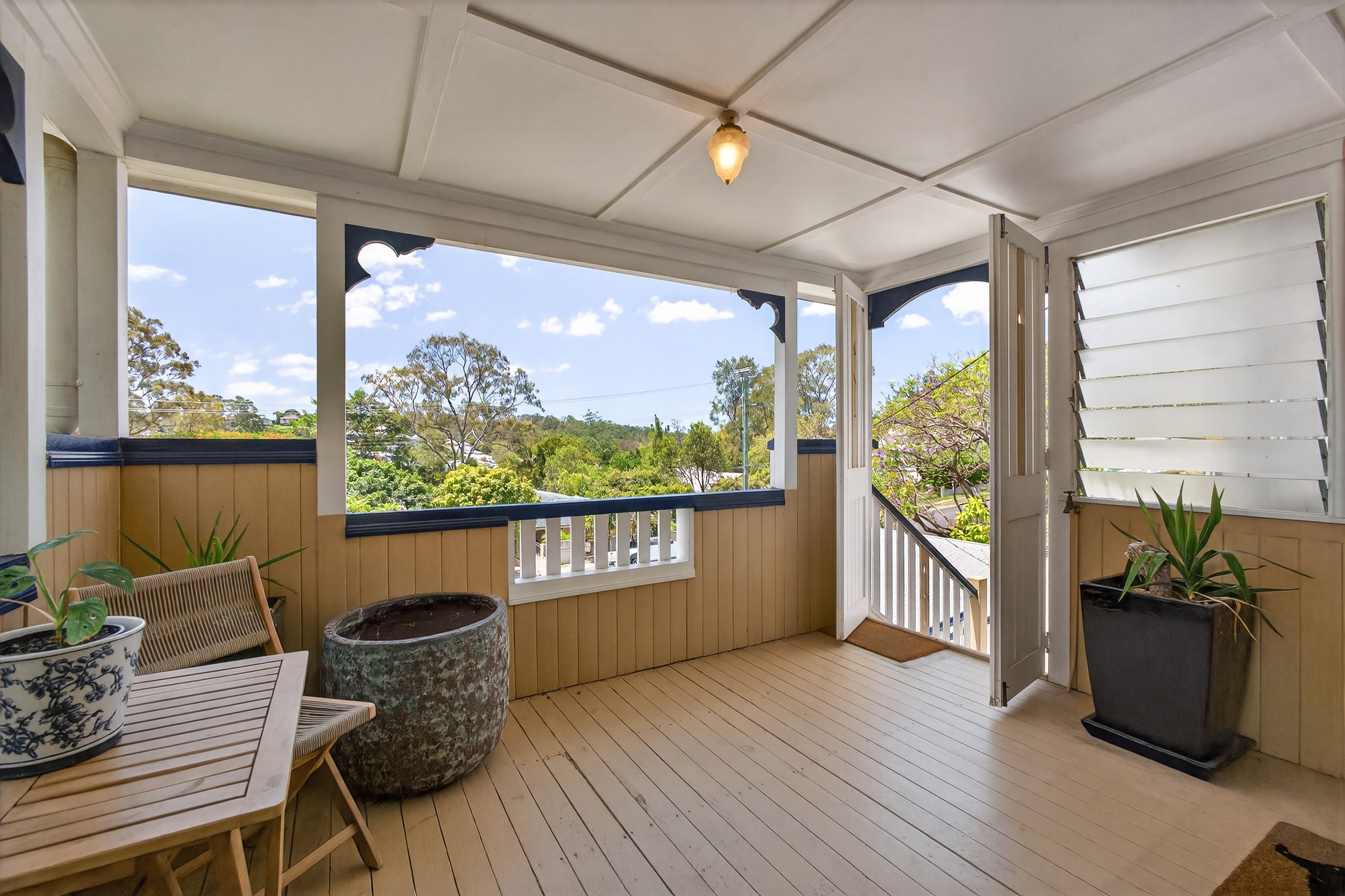 16 Vimy Street, Bardon, QLD 4065