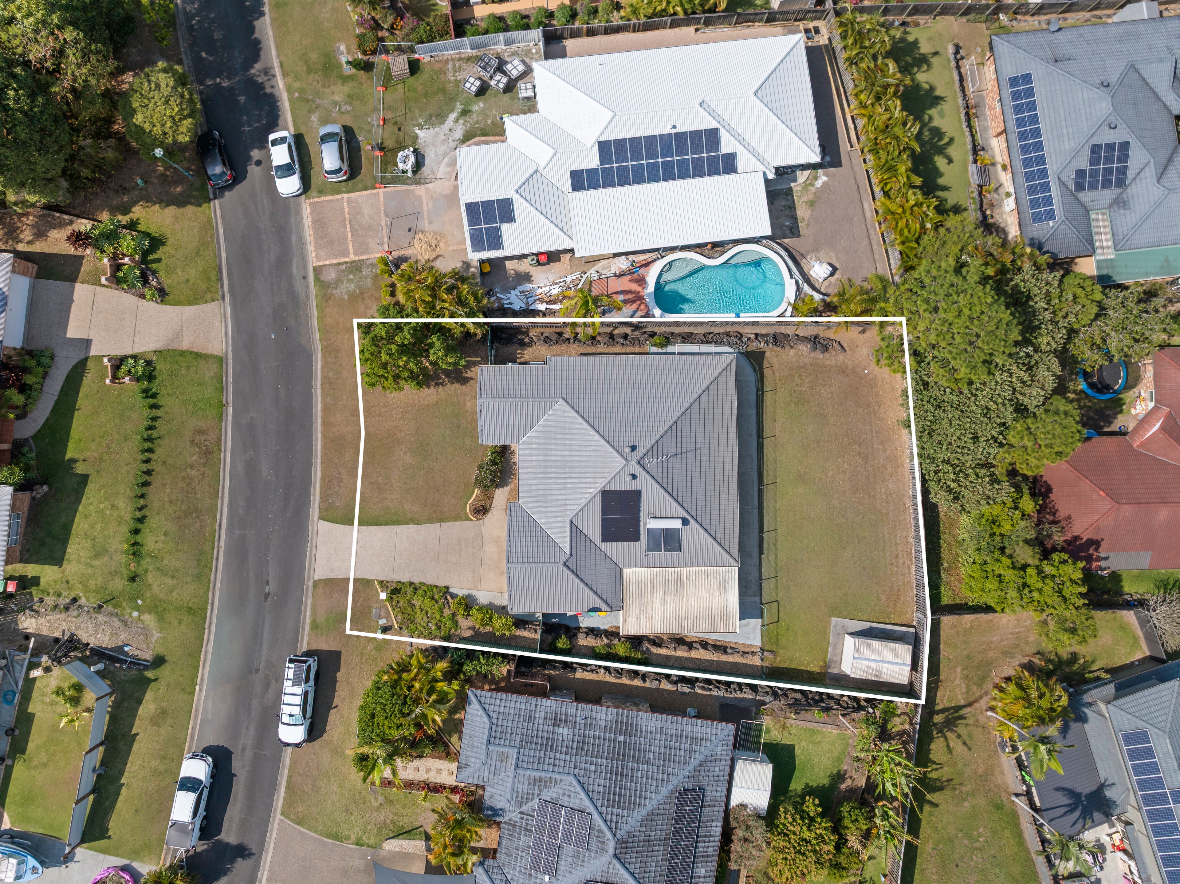 6 Atoli Rise, Pacific Pines, QLD 4211