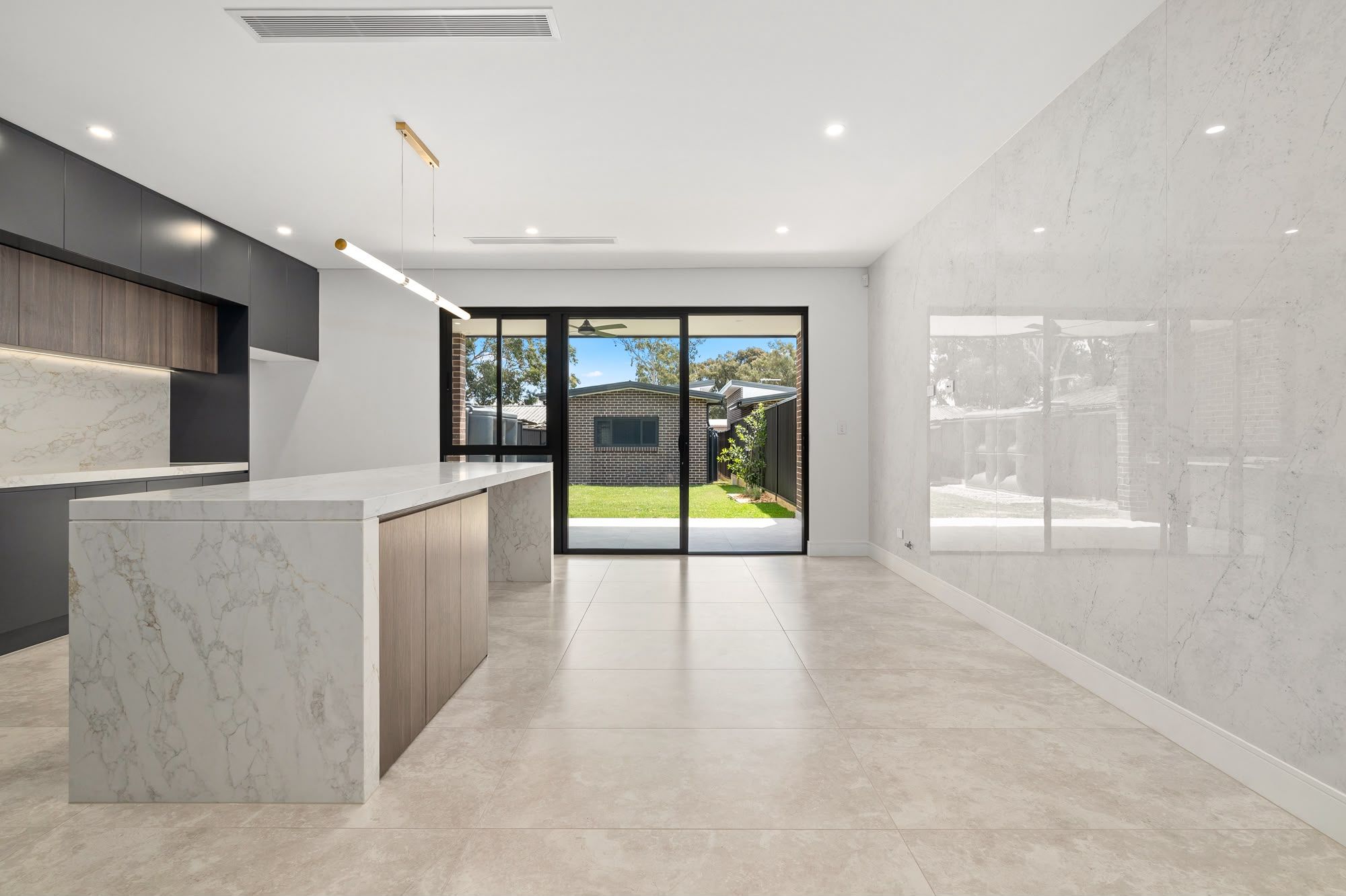 367 Cabramatta Road West — photo 5 of 23
