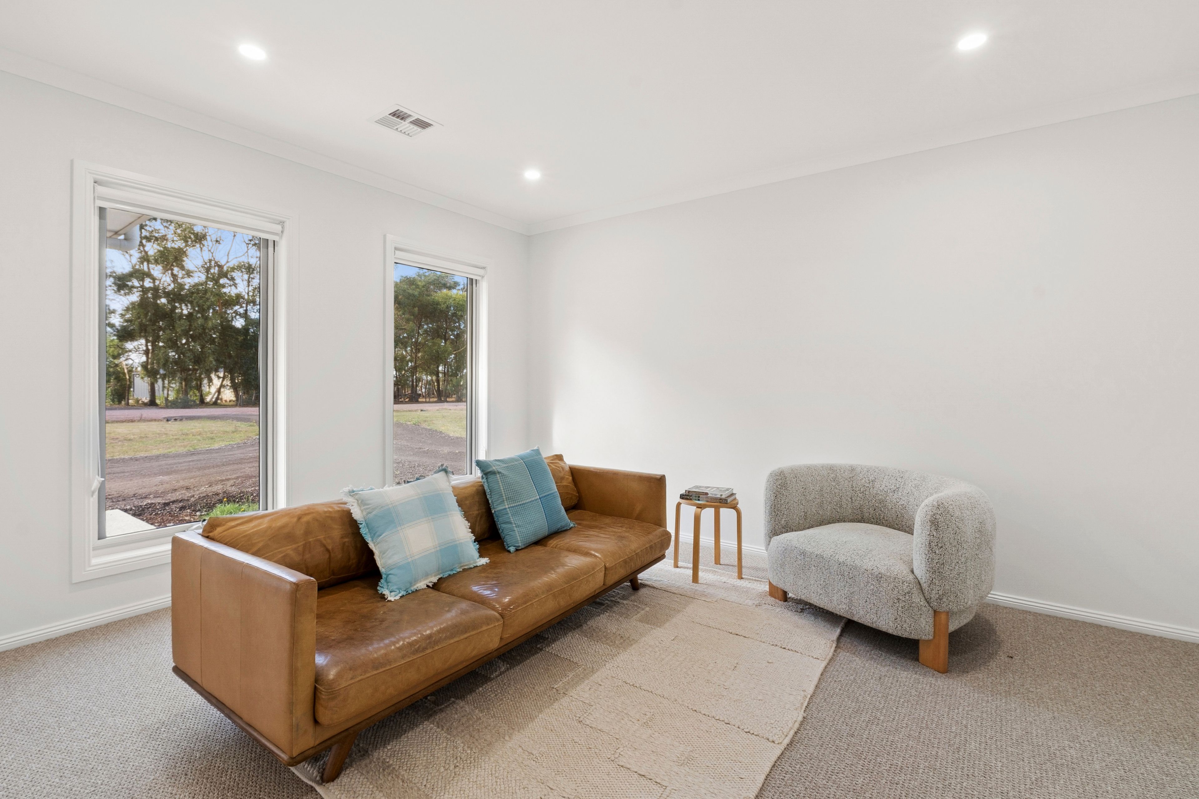 44 Mills Road — photo 8 of 19
