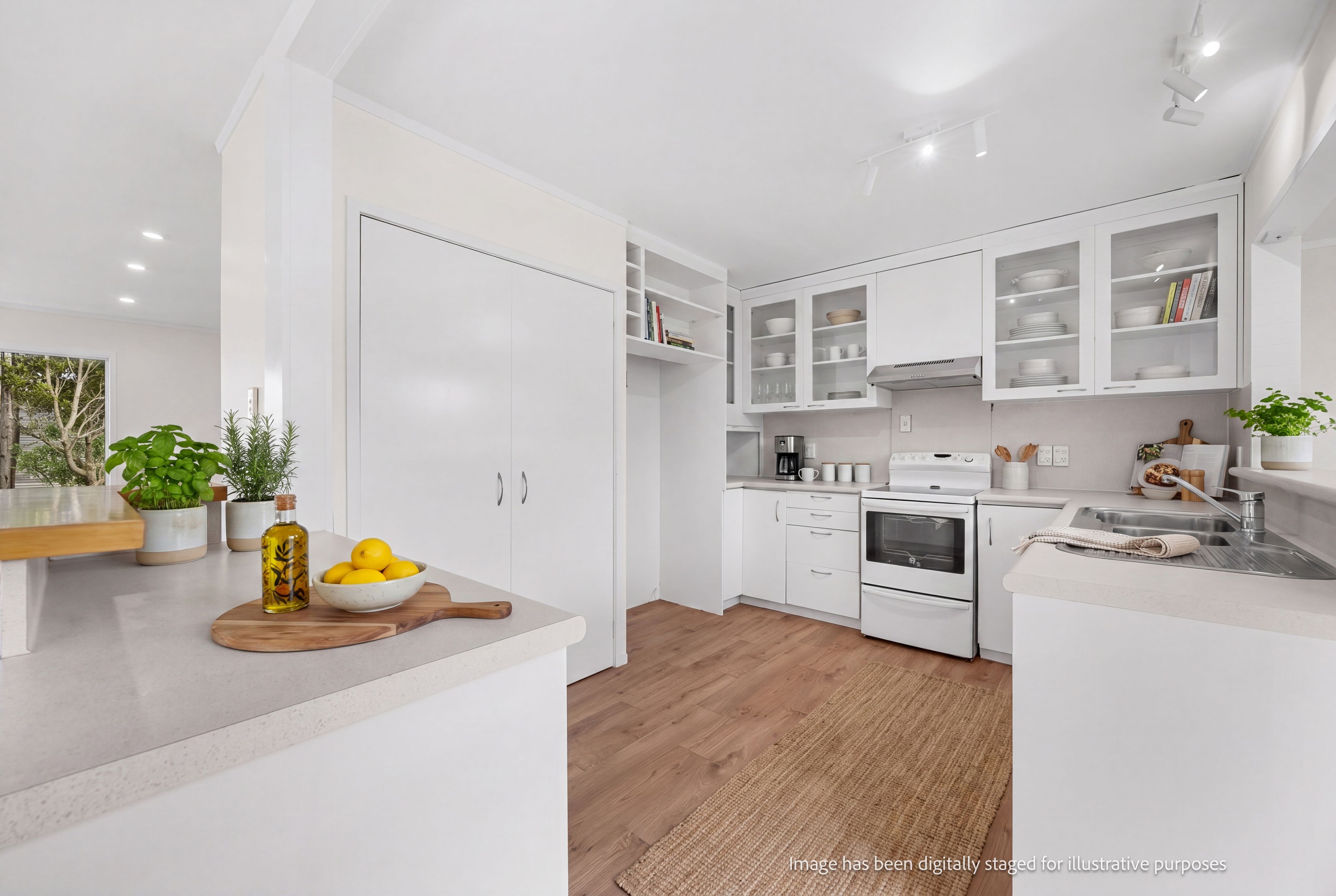 96 Reeves Road, Pakuranga Heights, Manukau City