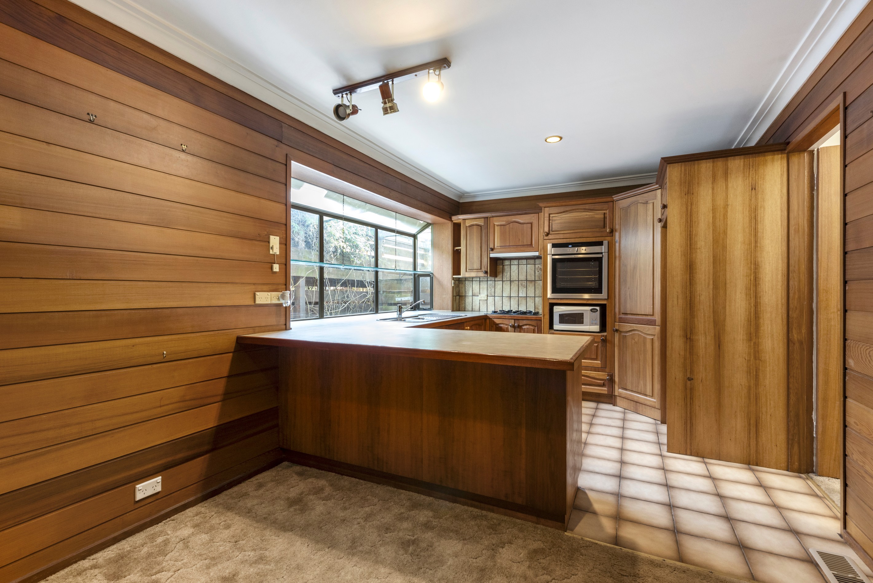 18 Coleman Road, Wantirna South, VIC 3152