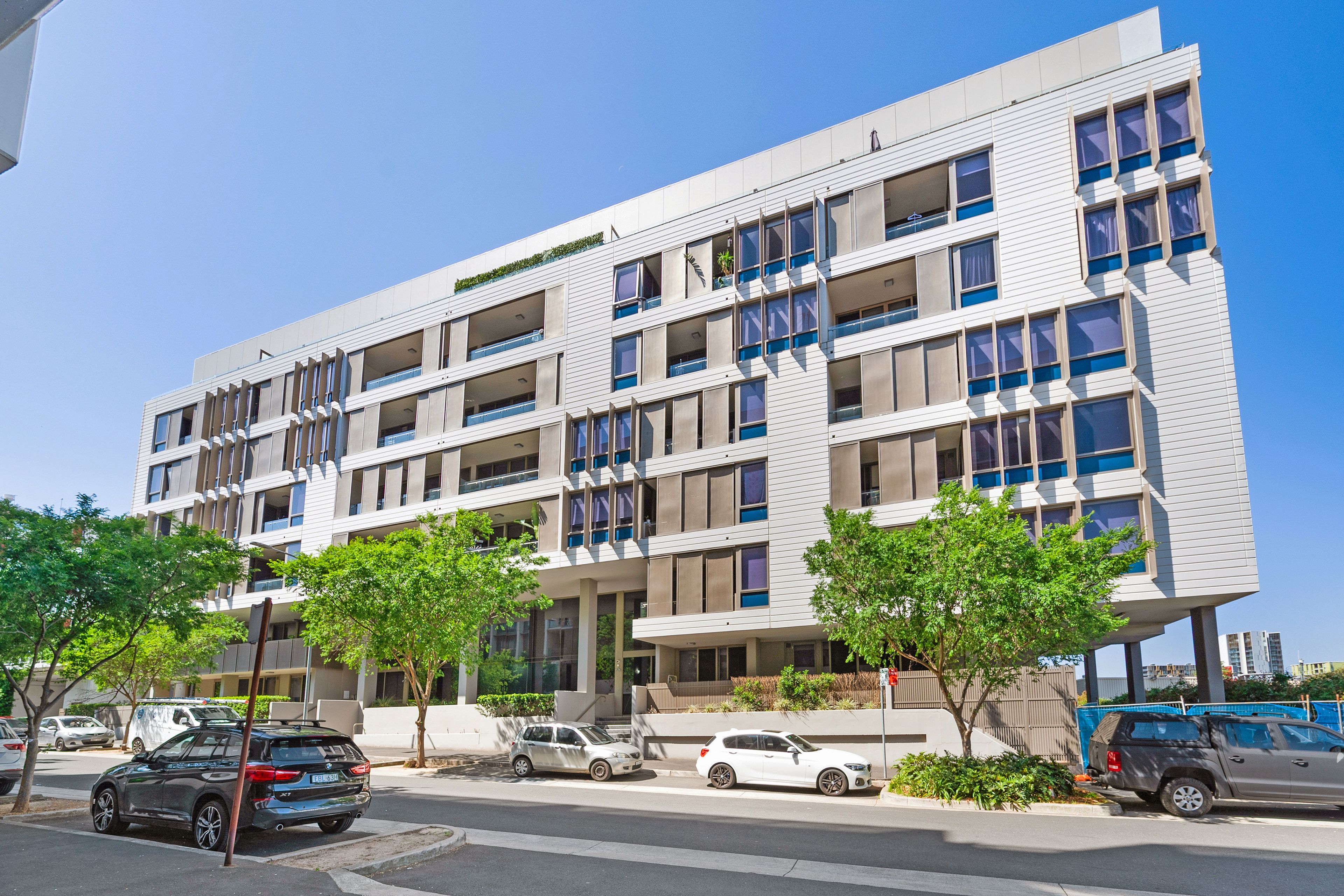 515/19 Grandstand Parade — photo from Ray White Everest Group - Norwest