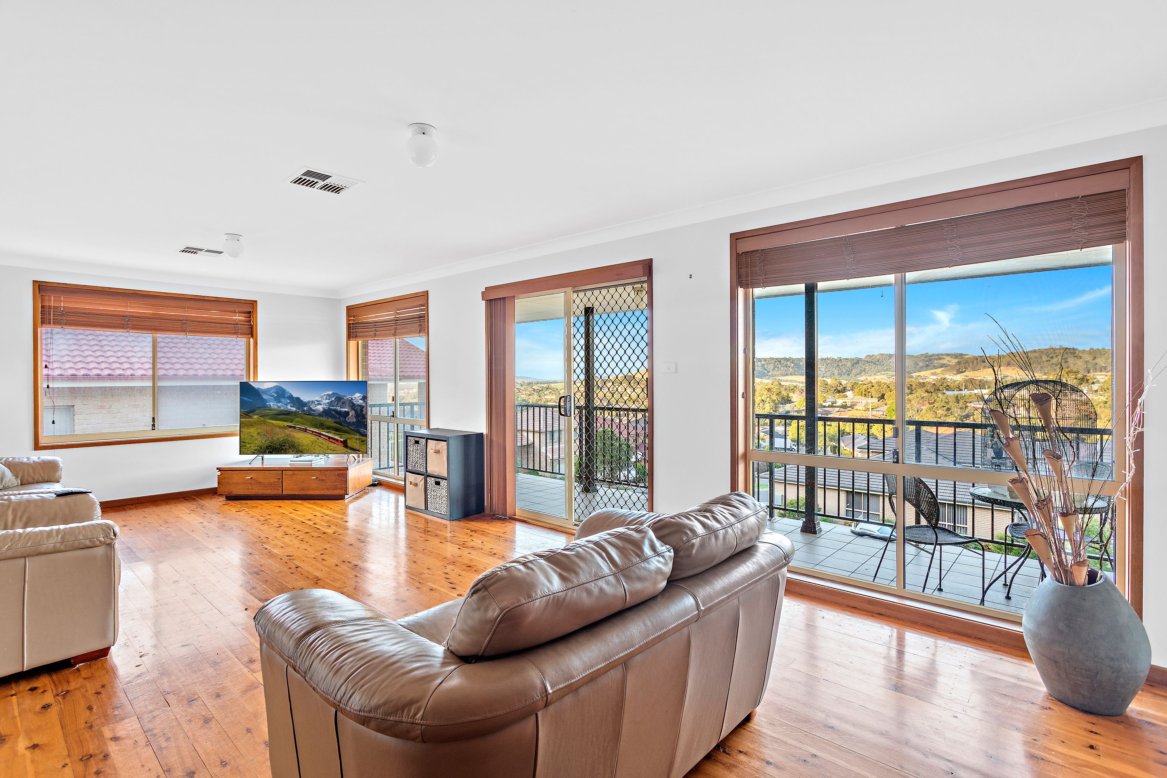 30 Campaspe Circuit, Albion Park, NSW 2527