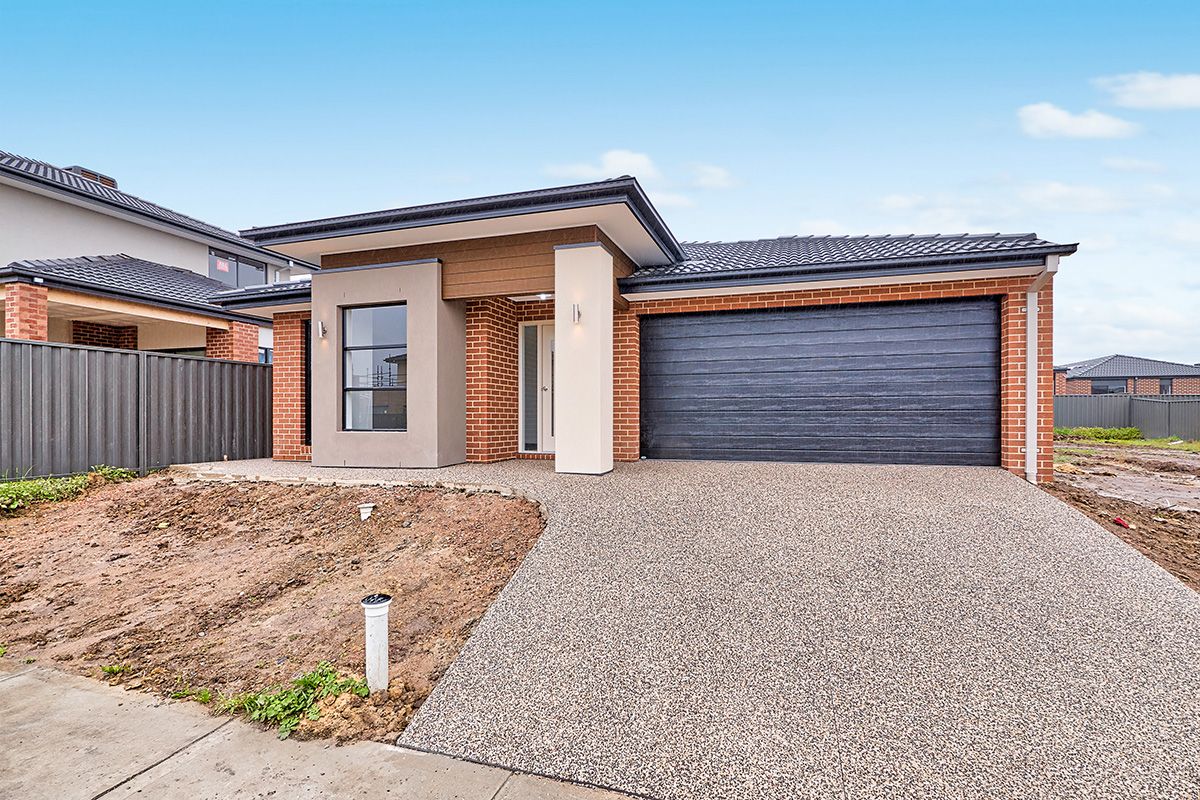 3 NOAH Road, Clyde North, VIC 3978