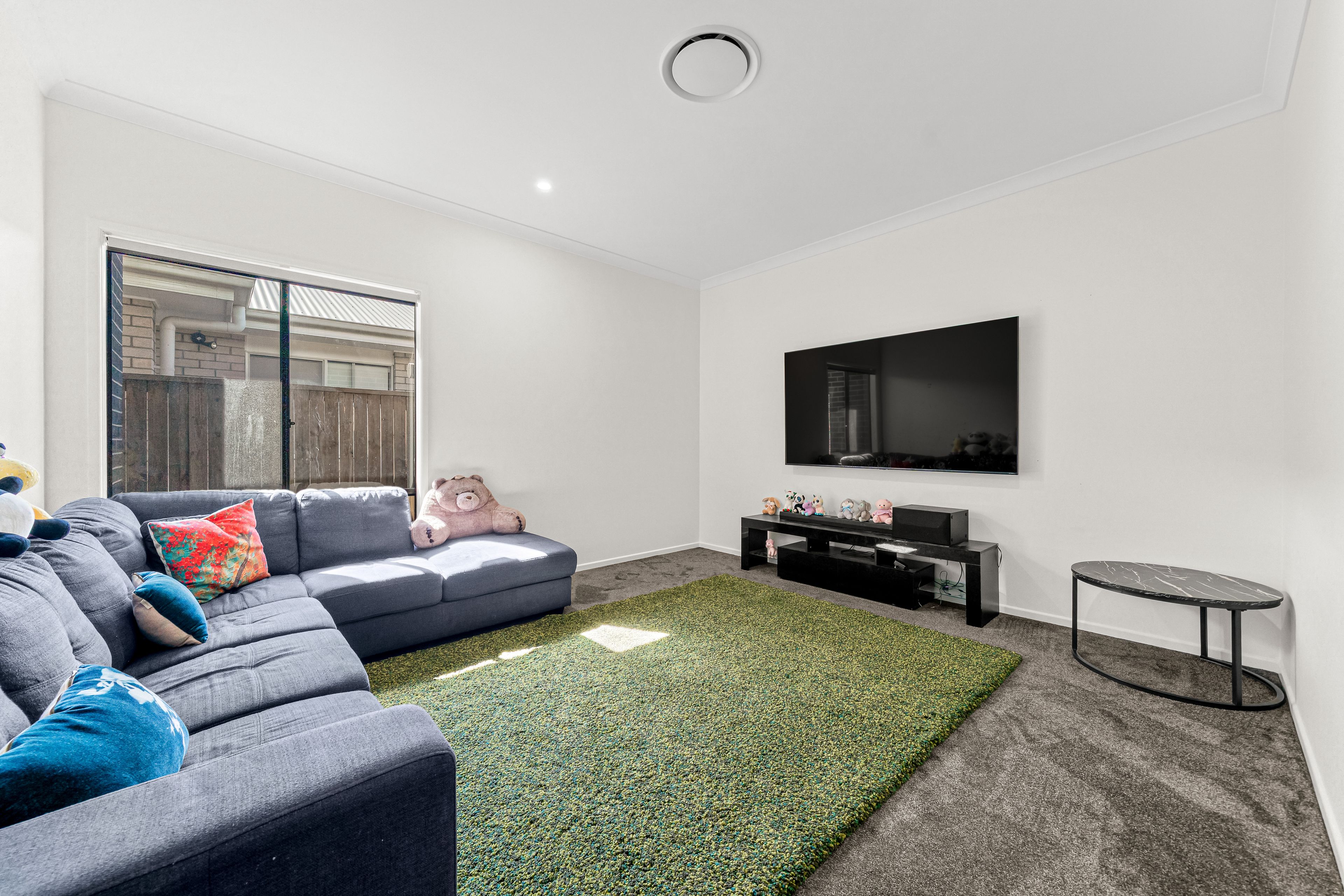 11 Killarney Lane — photo 3 of 13