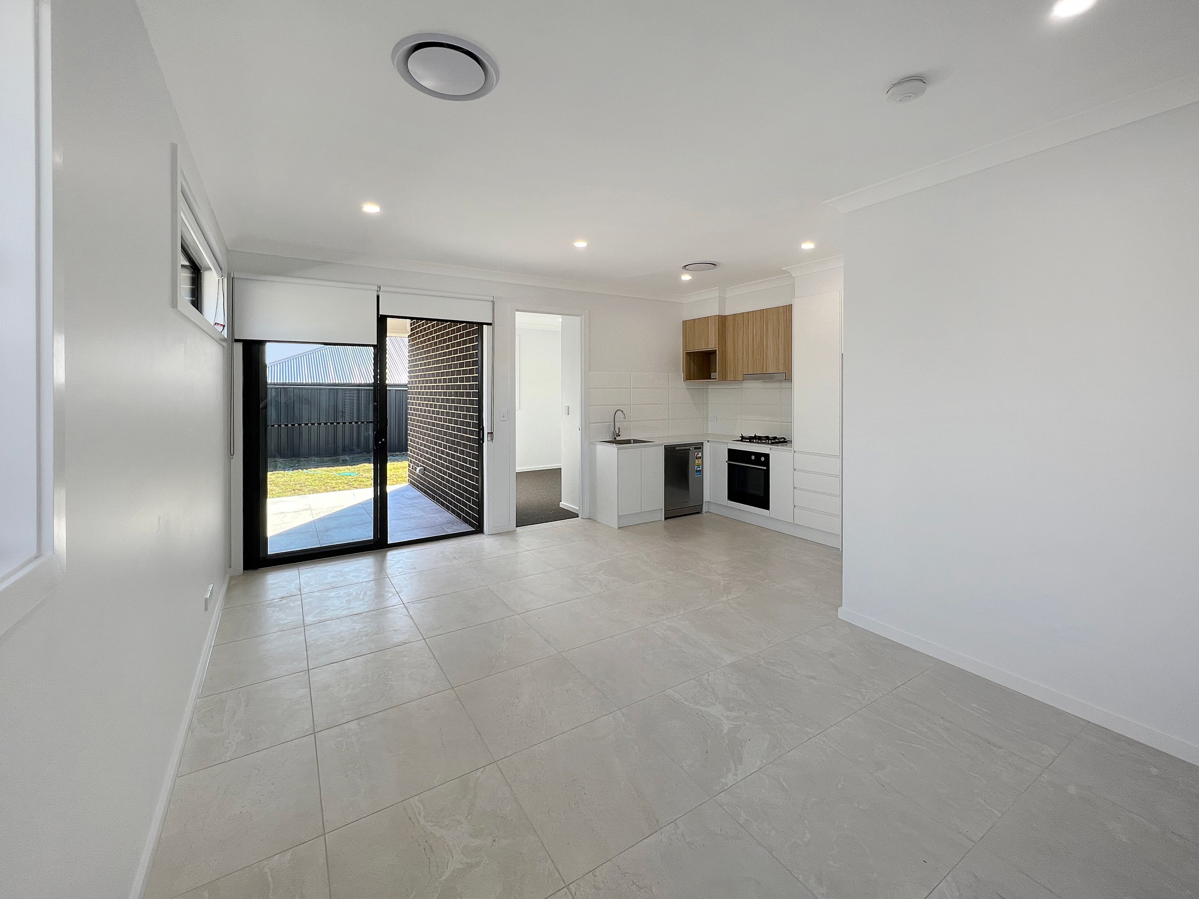 2/41 Ballyneal Crescent, Heddon Greta, NSW 2321