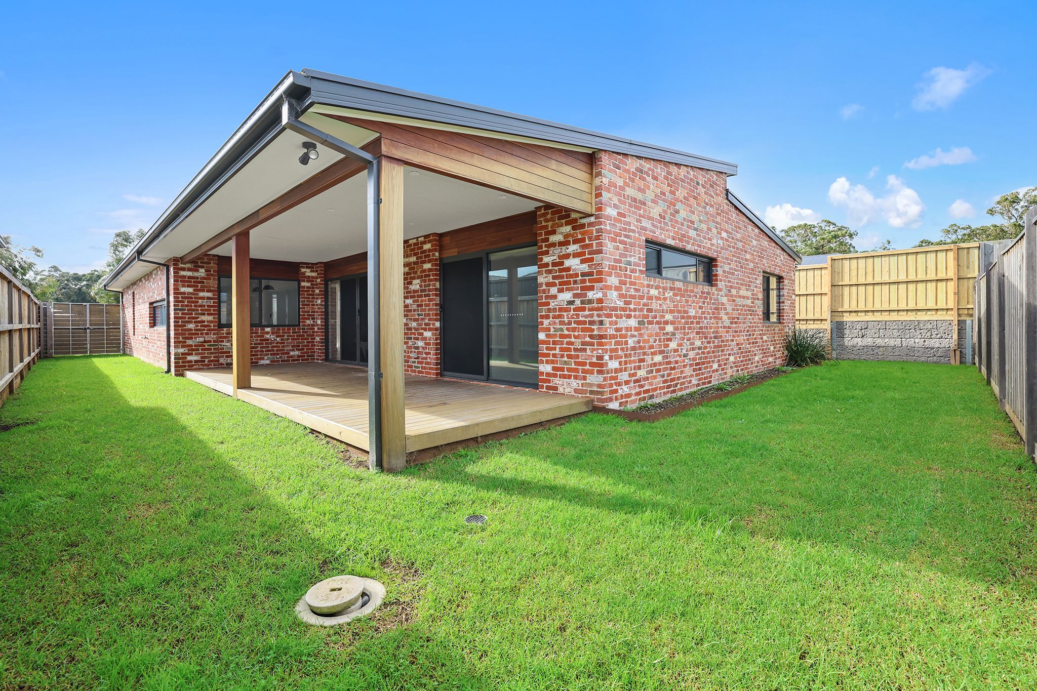 4 Bridges Street — photo 23 of 28