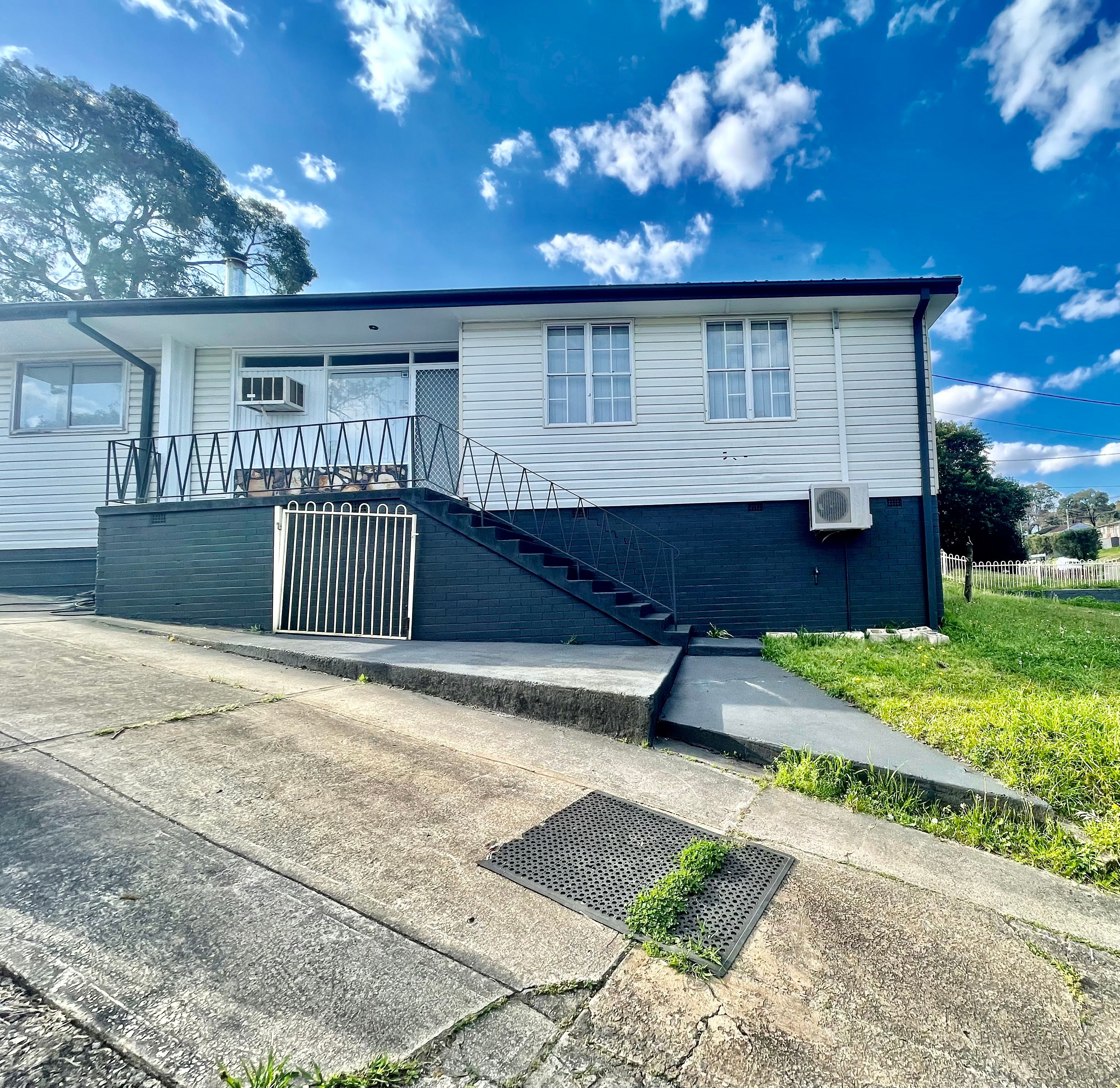 17 Aberdeen Road — photo from Ray White Green Valley