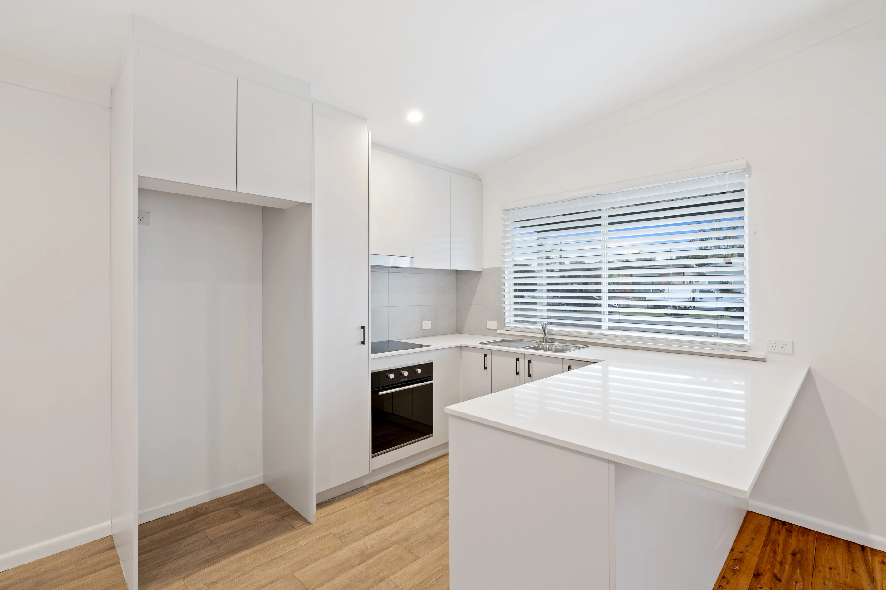 34 Flinders Avenue, Killarney Vale, NSW 2261