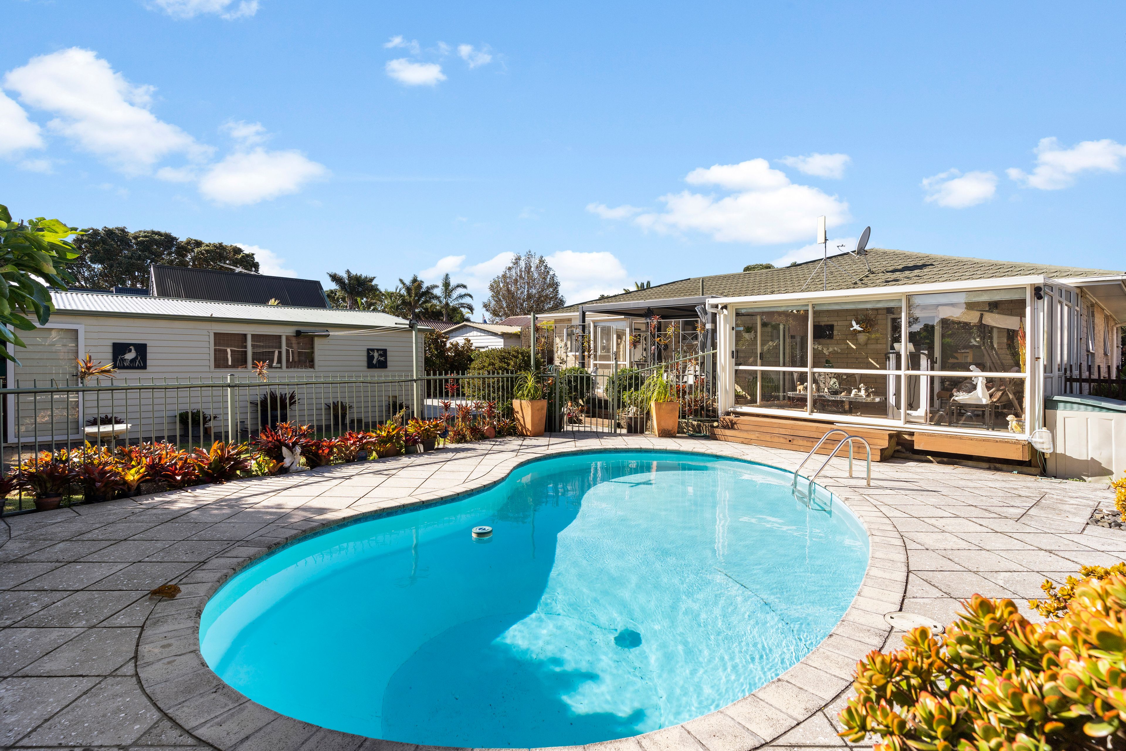 3 Claresholm Place, Mangere Bridge, Manukau City