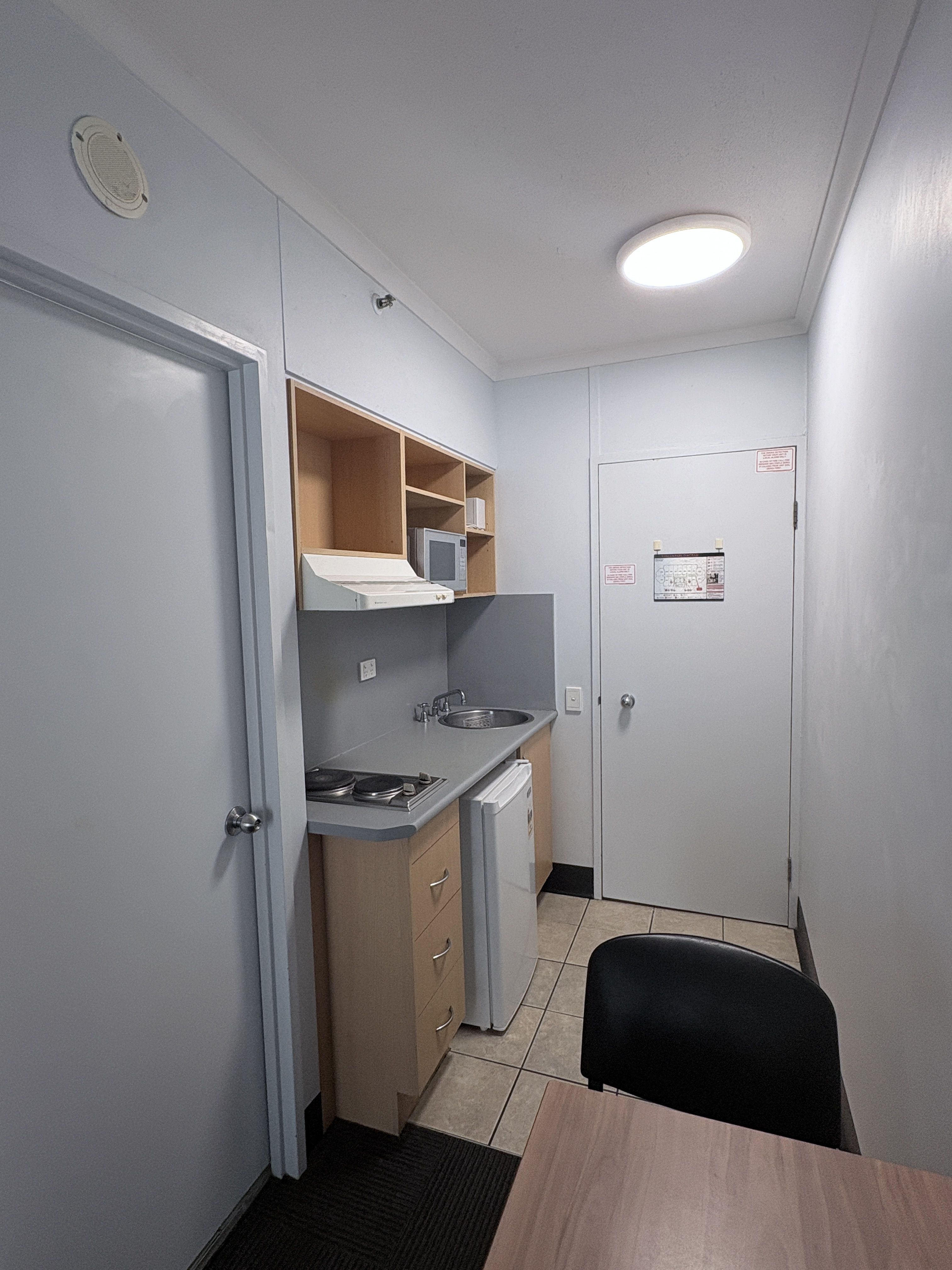 2214/108 Margaret Street — photo 7 of 10
