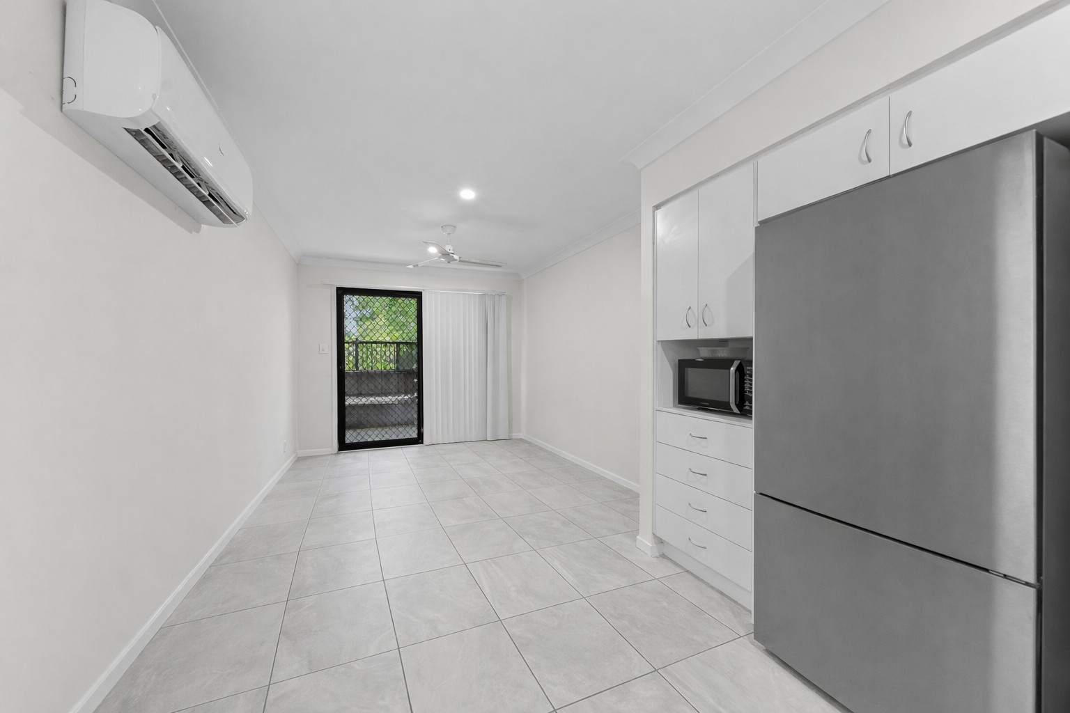 21 Woodroffe Crescent, Redbank Plains, QLD 4301