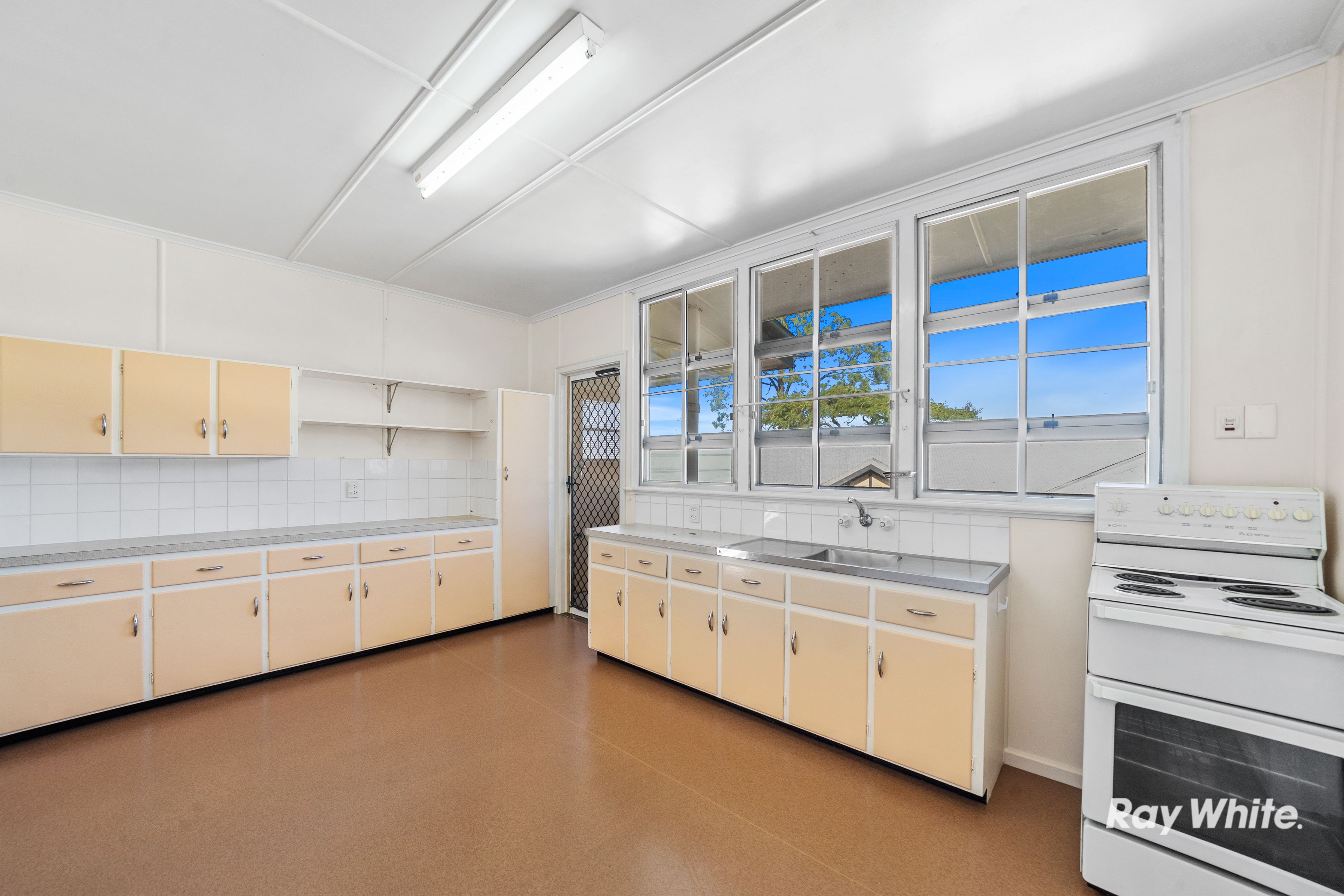 42 Kent Street — photo 19 of 24