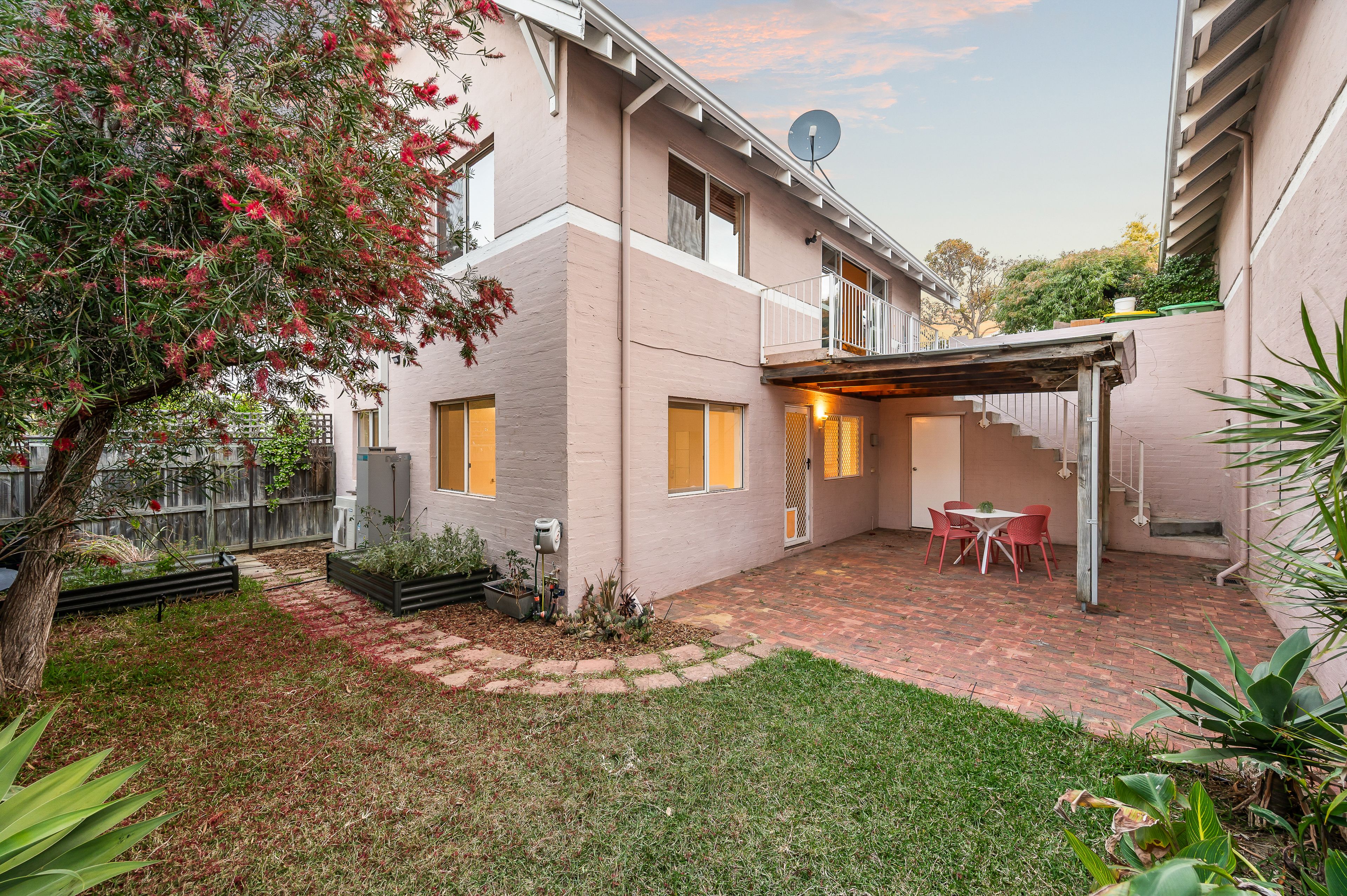 21 Bolton Place — photo 17 of 19