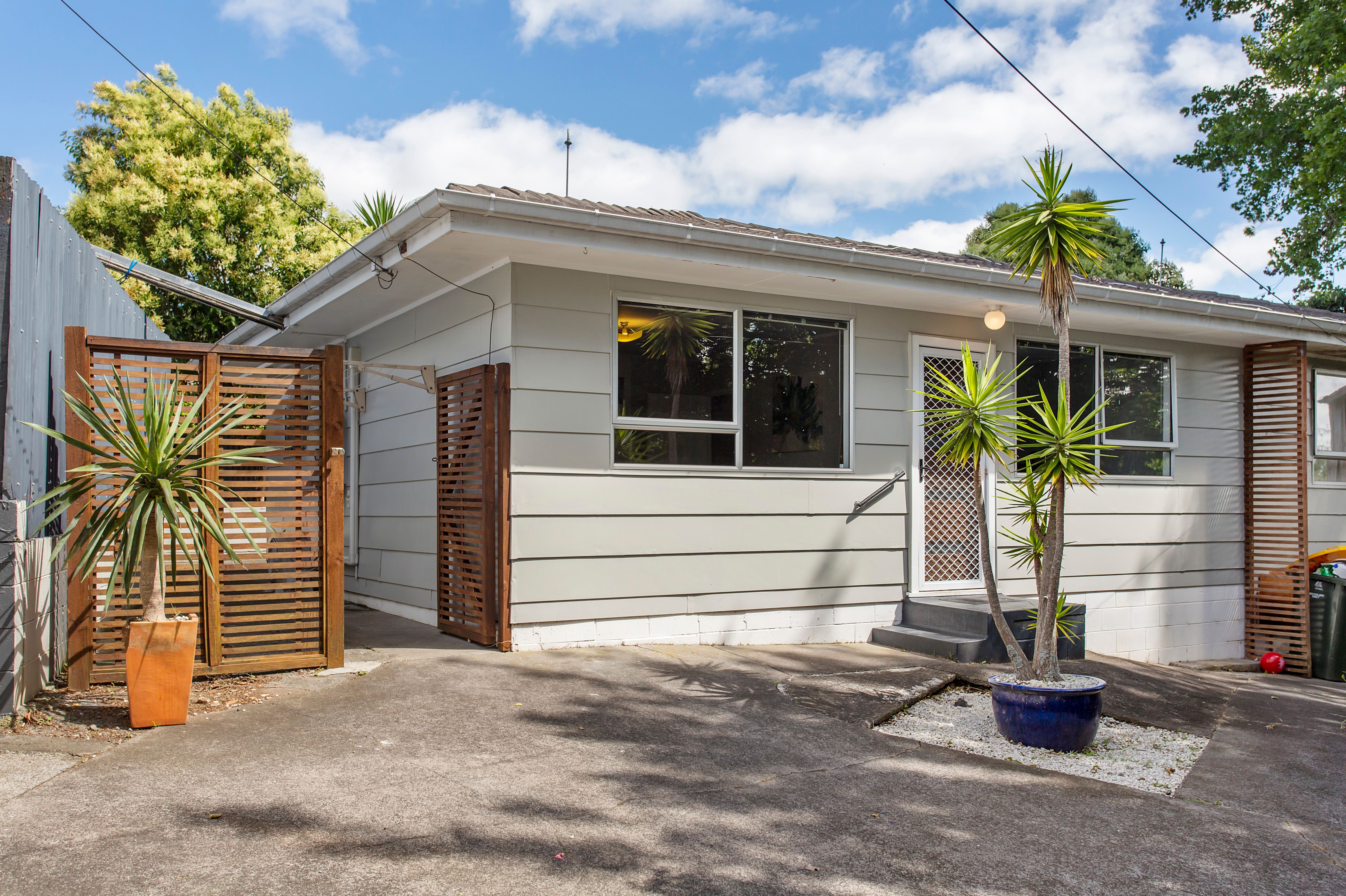 2/53 Caspar Road, Papatoetoe, Manukau City