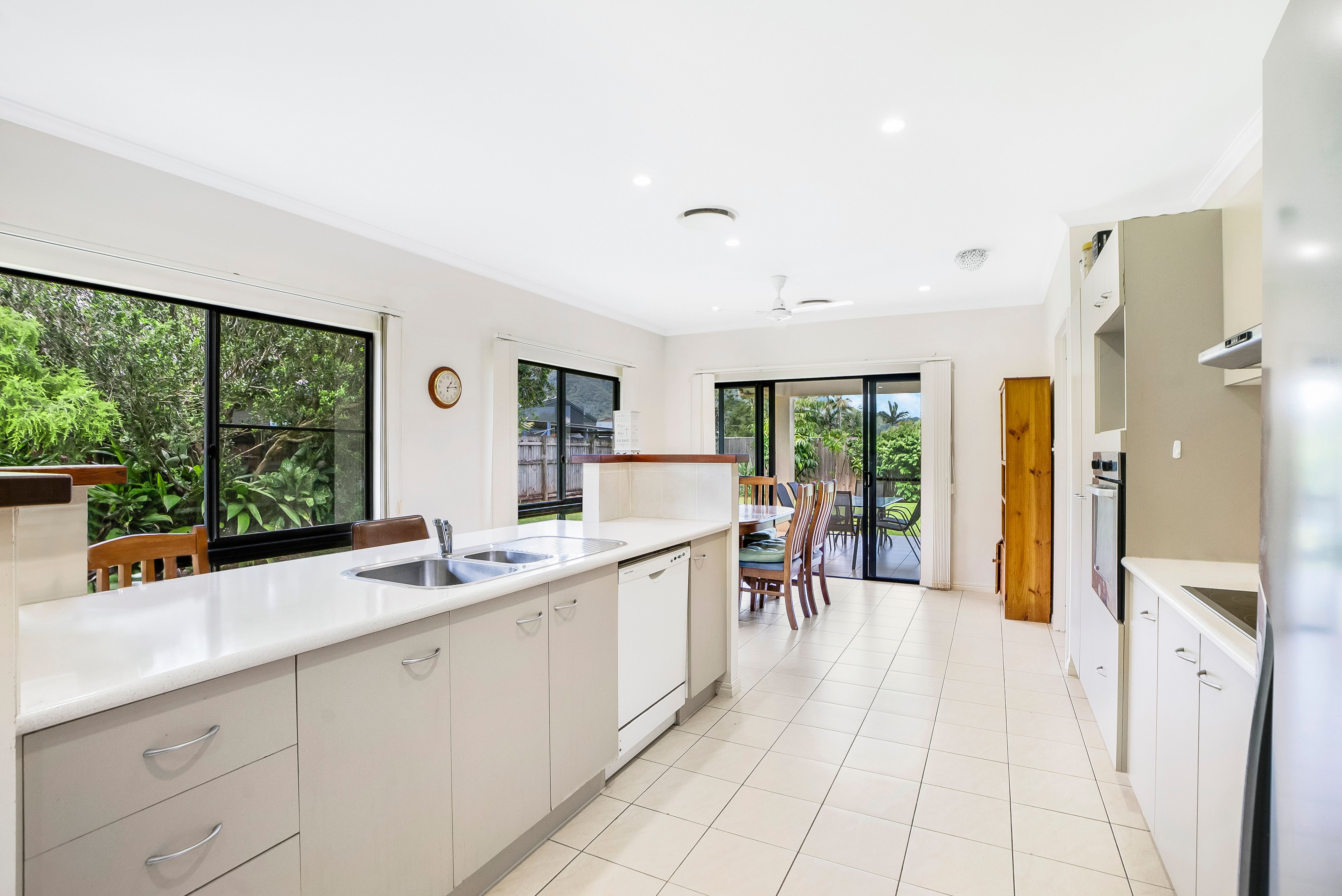 12 Spider Street, Edmonton, QLD 4869