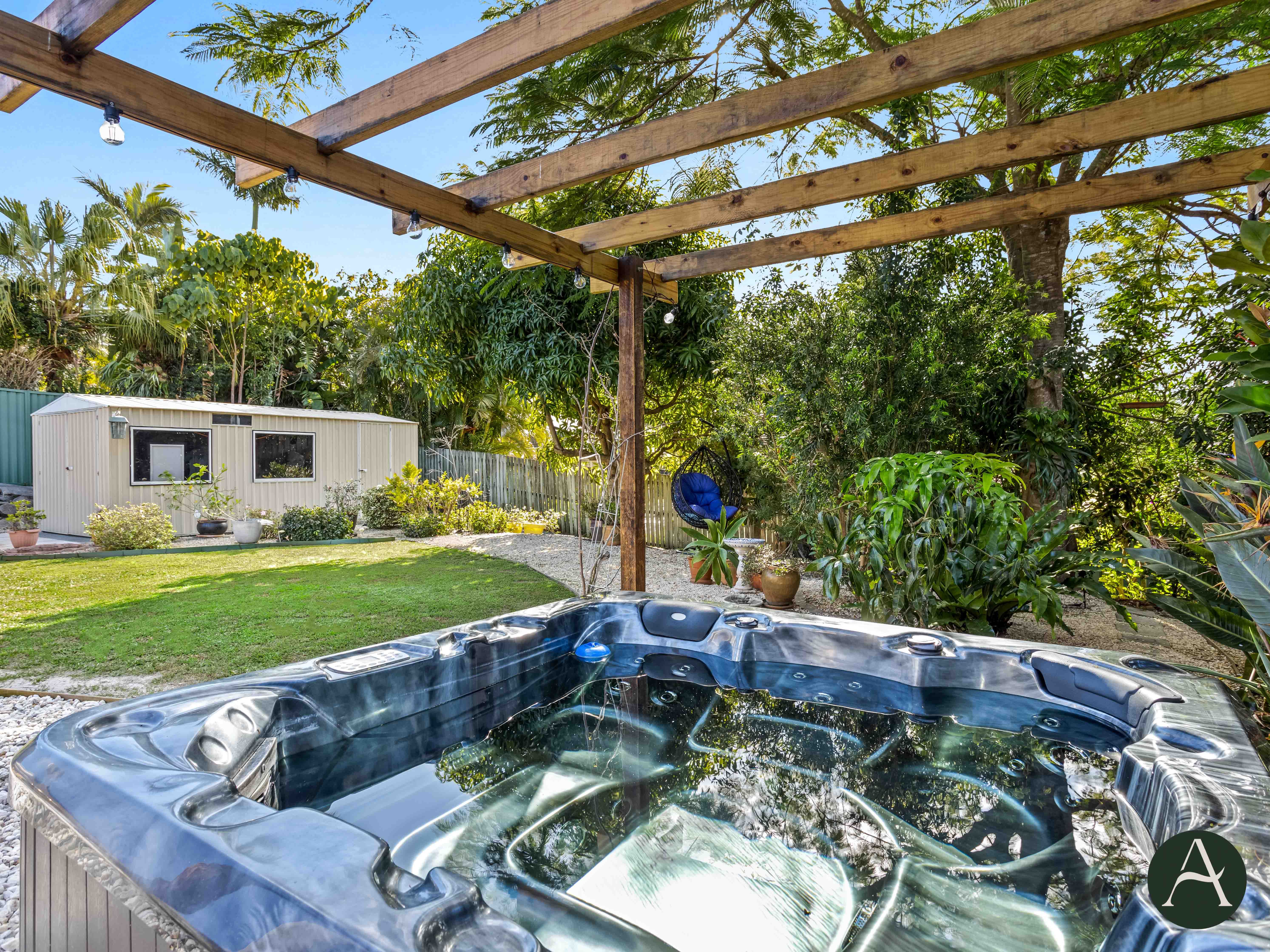 18 Pineneedle Court, Oxenford, QLD 4210