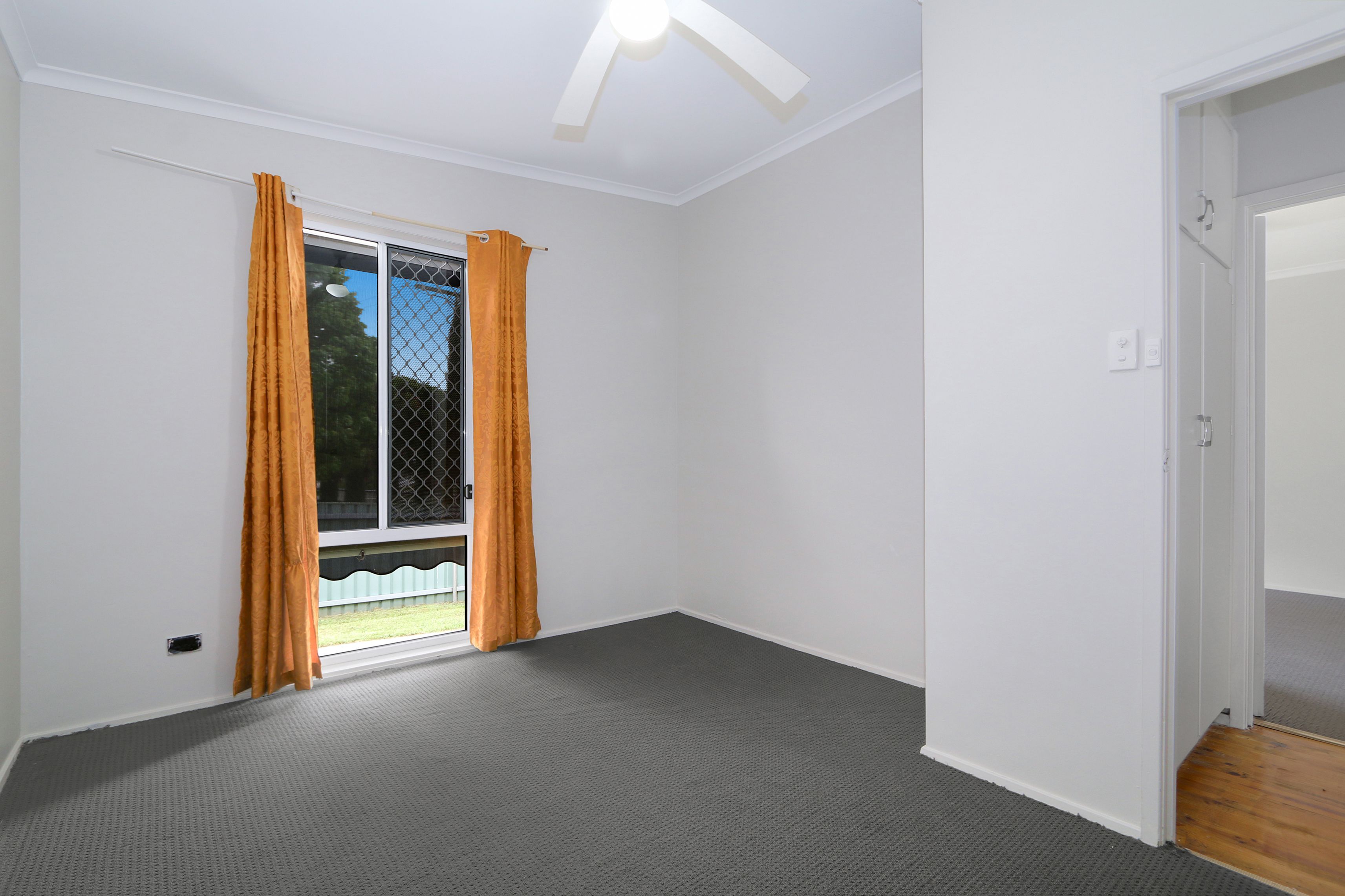 24 Dalgleish Street — photo 5 of 10
